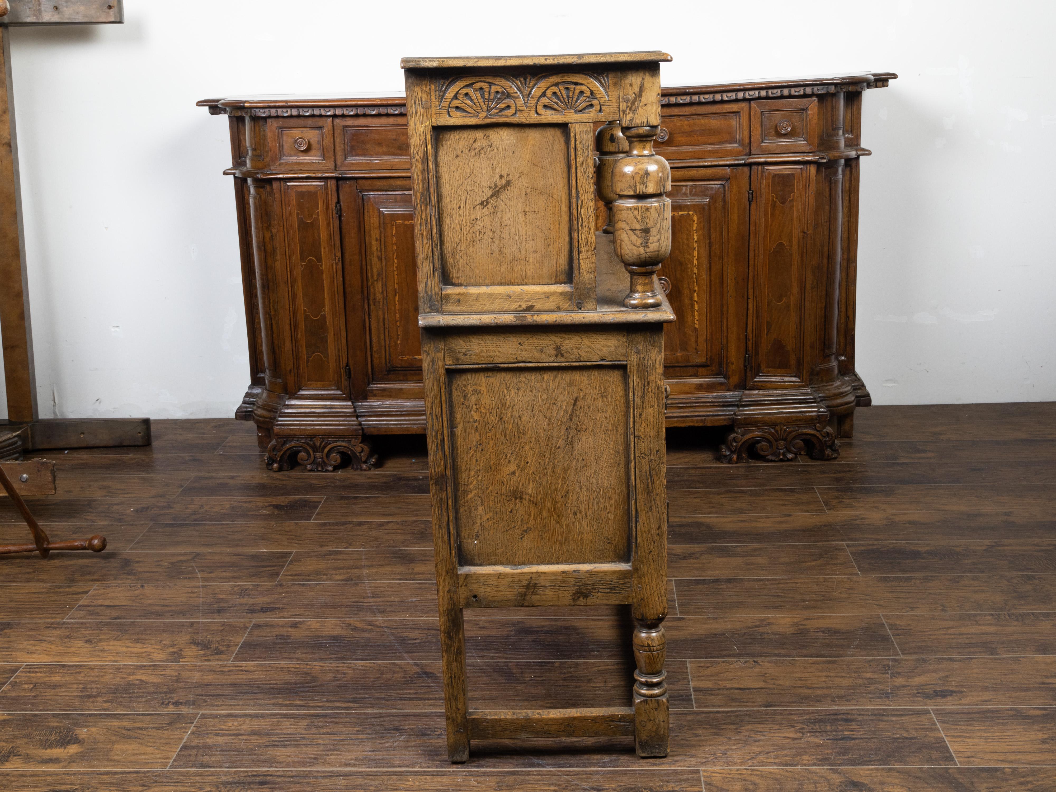 Italian 19th Century Oak Cupboard with Three Doors, Carved Foliage and Flowers In Good Condition For Sale In Atlanta, GA