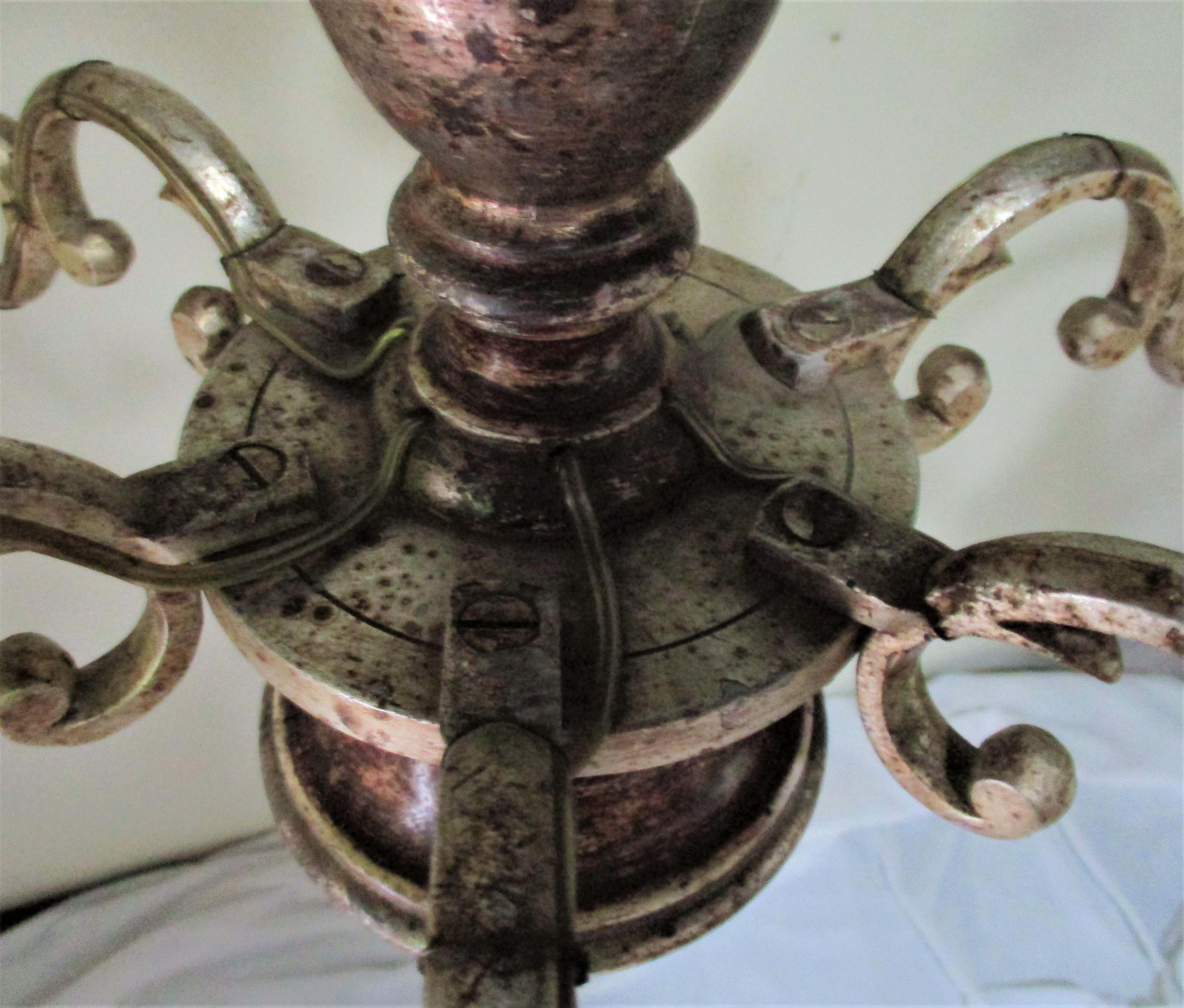 Rustic Italian 19th Century Painted Silver Gilt Iron 6-Arm Chandelier (Barock)