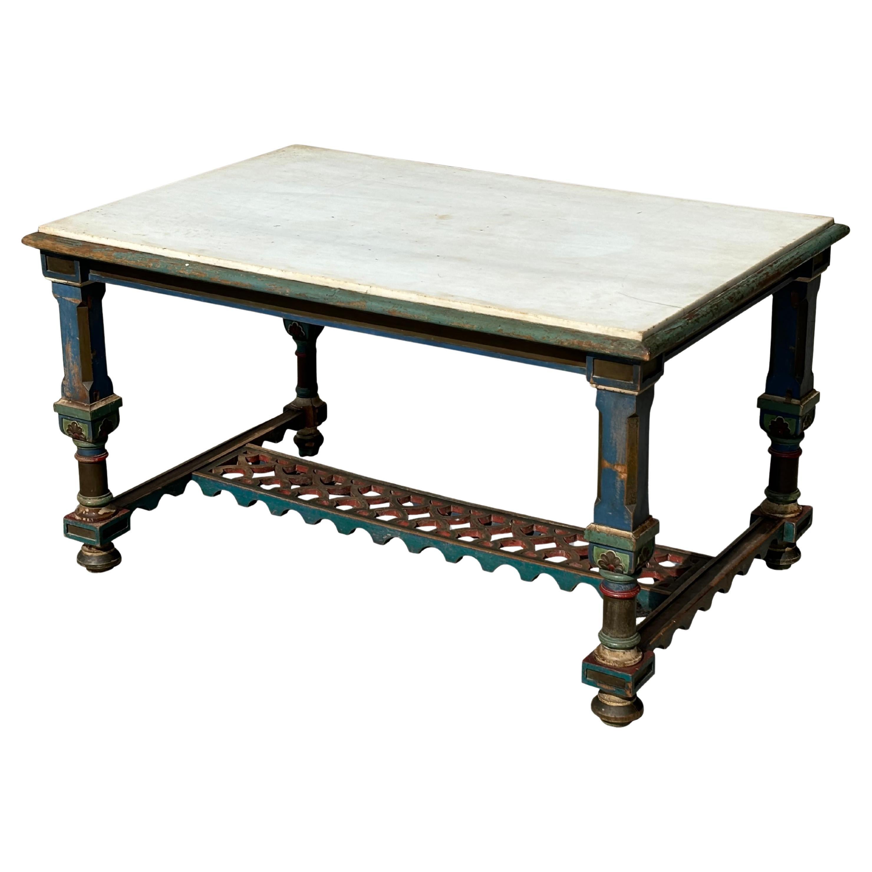 Italienischer Jagdtisch mit weißer Marmorplatte aus dem 19. Jahrhundert, bemalt, 1860 im Angebot