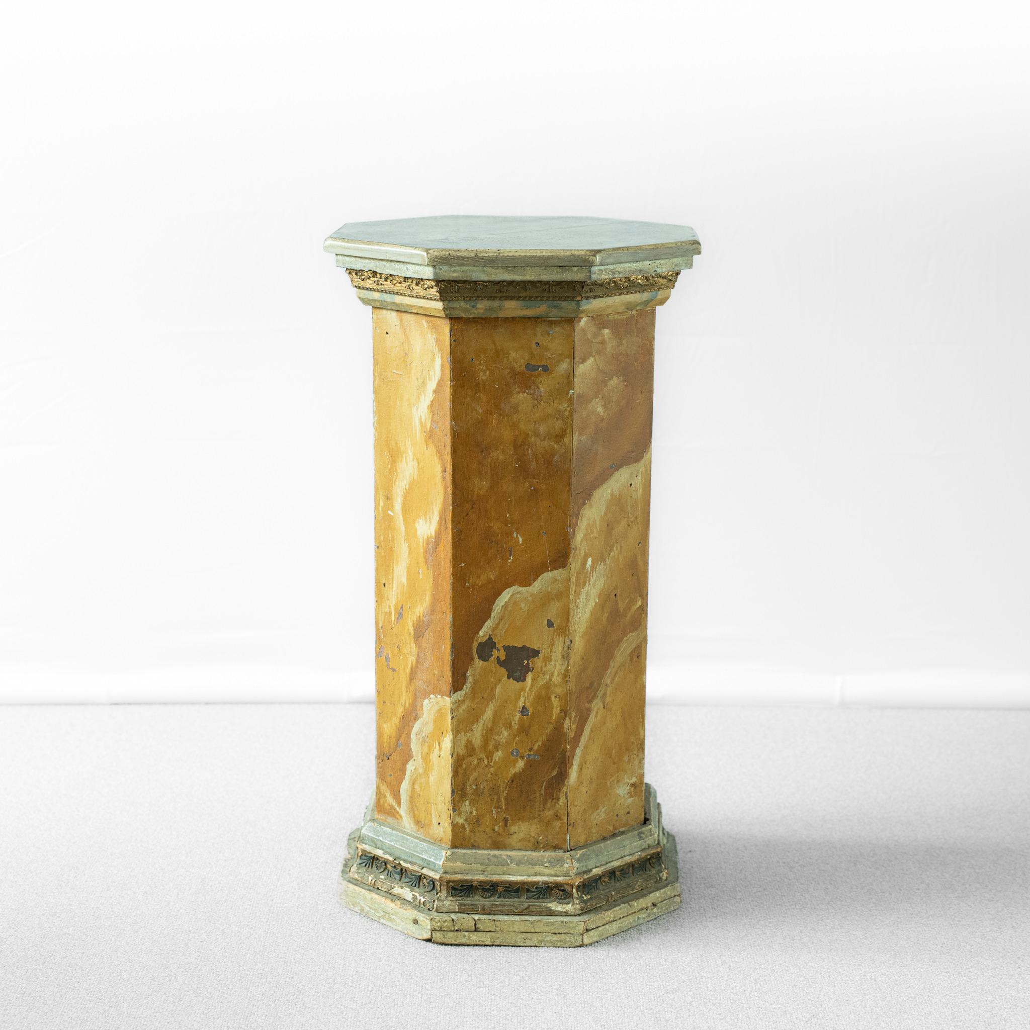 An Italian, Painted Wood Pedestal.
With carved edging detail.

Italy, circa 1880.

Height - 65 cm
Diameter - 34.5 cm

Please message if any further info or photos are required 
SHIPPING
The quotes shown are automated and supplied by 1st Dibs 
We are