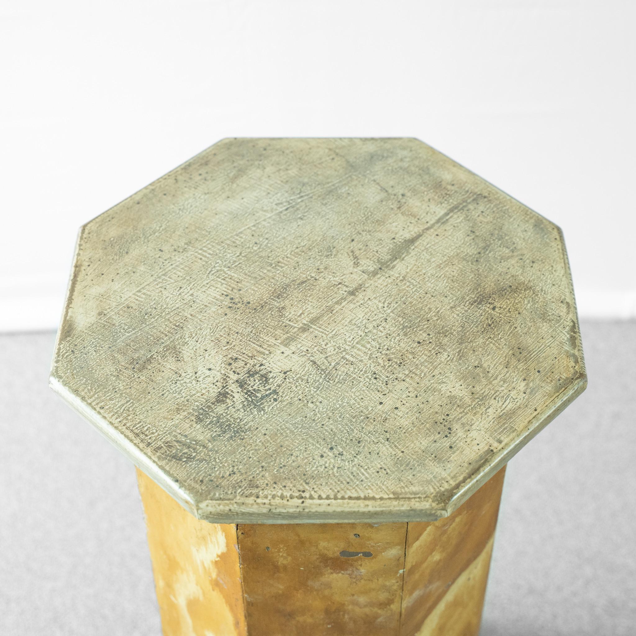 Italian 19th Century Painted Wood Pedestal Italiano en venta