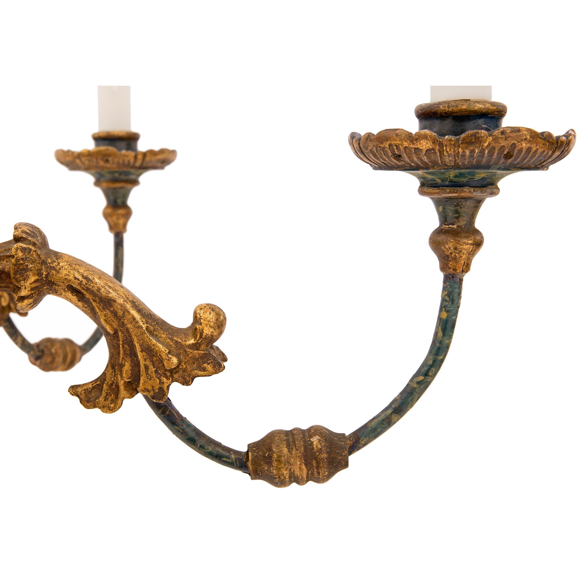 Italian 19th Century Patinated and Giltwood Six-Arm Chandelier For Sale 1