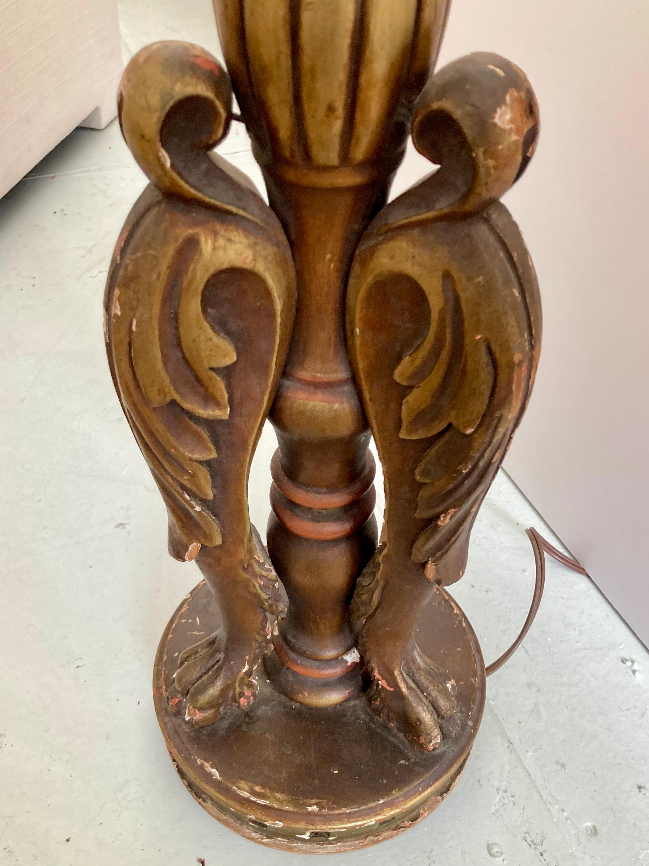 Lampadaire italien du 19ème siècle en bois polychrome en vente 4