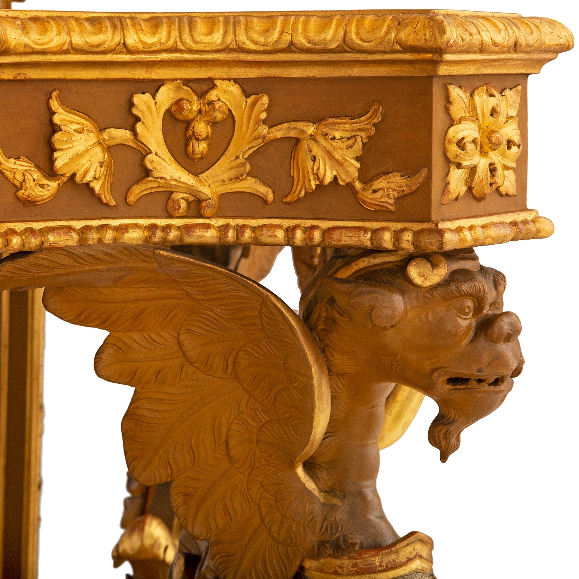 Console et miroir en bois doré et feuilles d'argent de la Renaissance italienne du XIXe siècle en vente 4