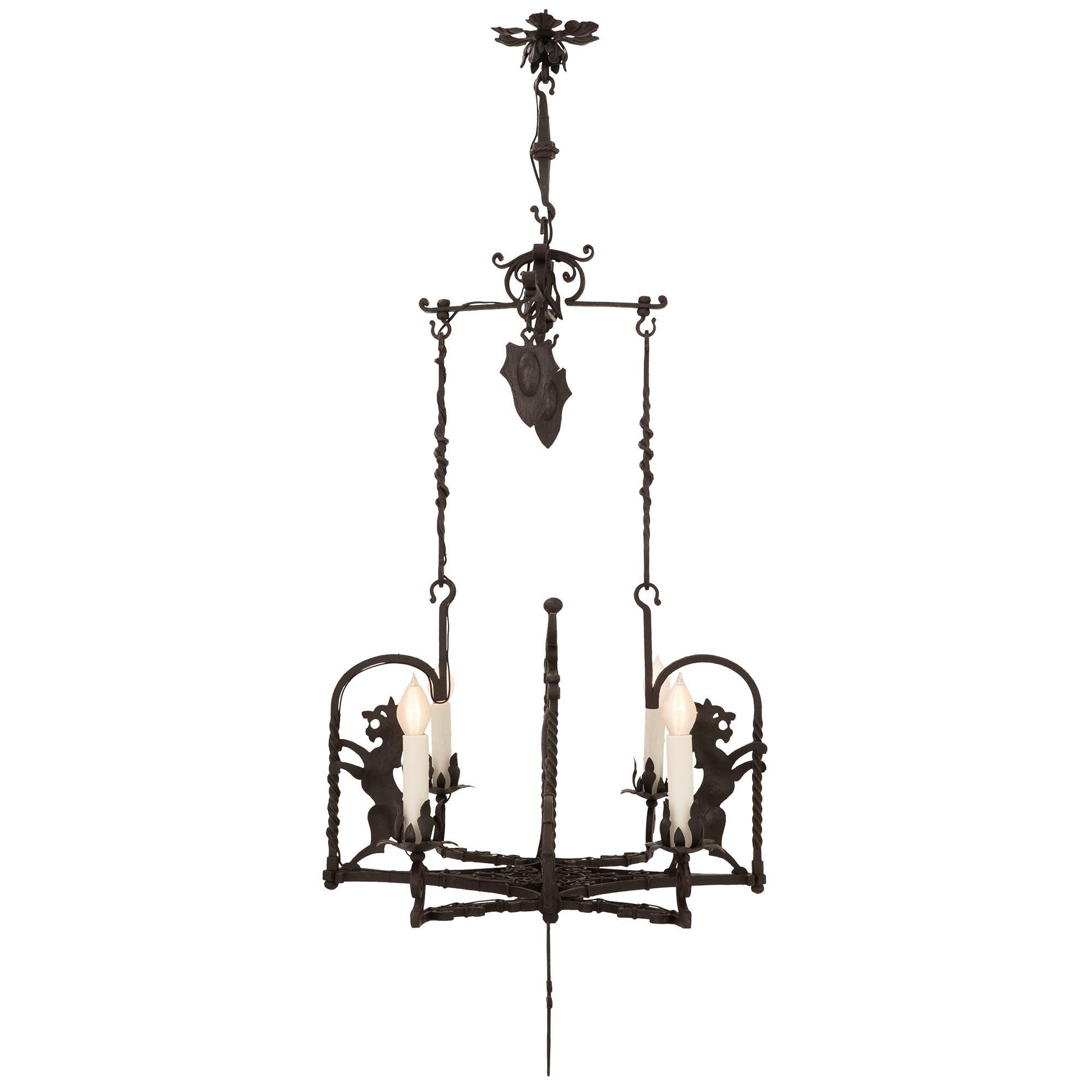 Italian 19th Century Renaissance St. Wrought Iron Chandelier In Good Condition For Sale In West Palm Beach, FL