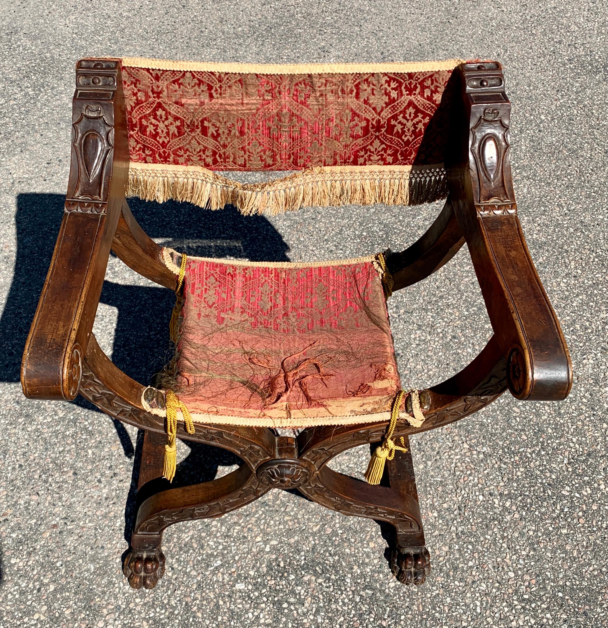 Late 19th Century Italian 19th Century Renaissance Style Dante Walnut Armchair For Sale