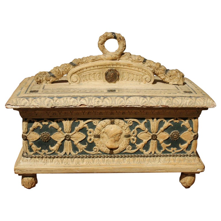 Italian 19th Century Renaissance Style Wood Lacquer and Painted Gesso  Lidded Box For Sale at 1stDibs