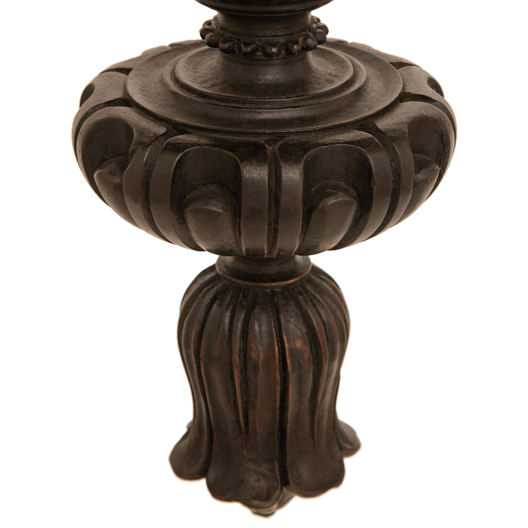 Italian 19th century patinated Oak chandelier For Sale 5