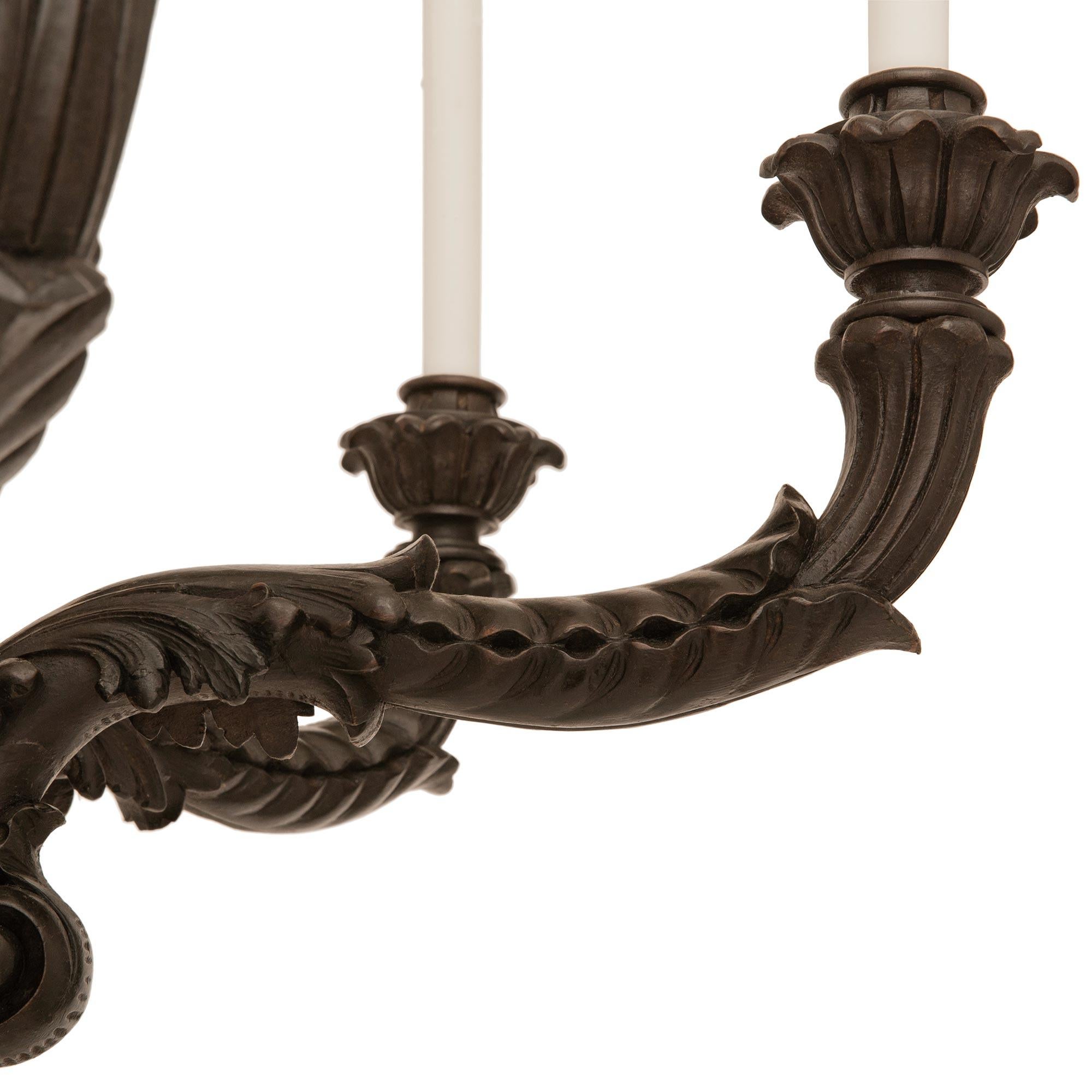 Italian 19th century patinated Oak chandelier For Sale 2