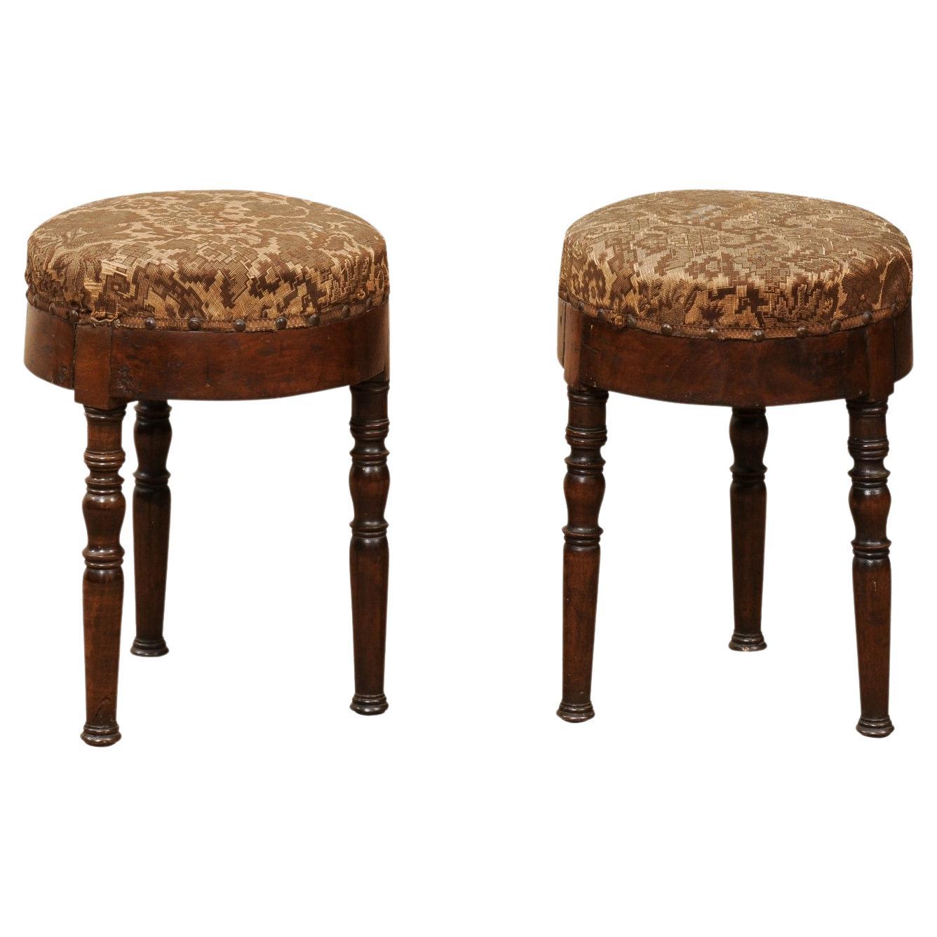 Italian 19th Century Round Walnut Stools with Turned Legs For Sale