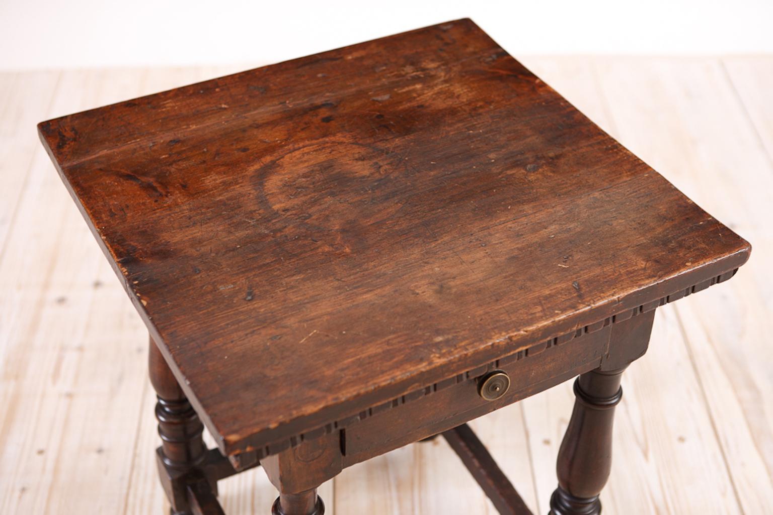 Hand-Carved Italian 19th Century Rustic Side Table with Drawer For Sale