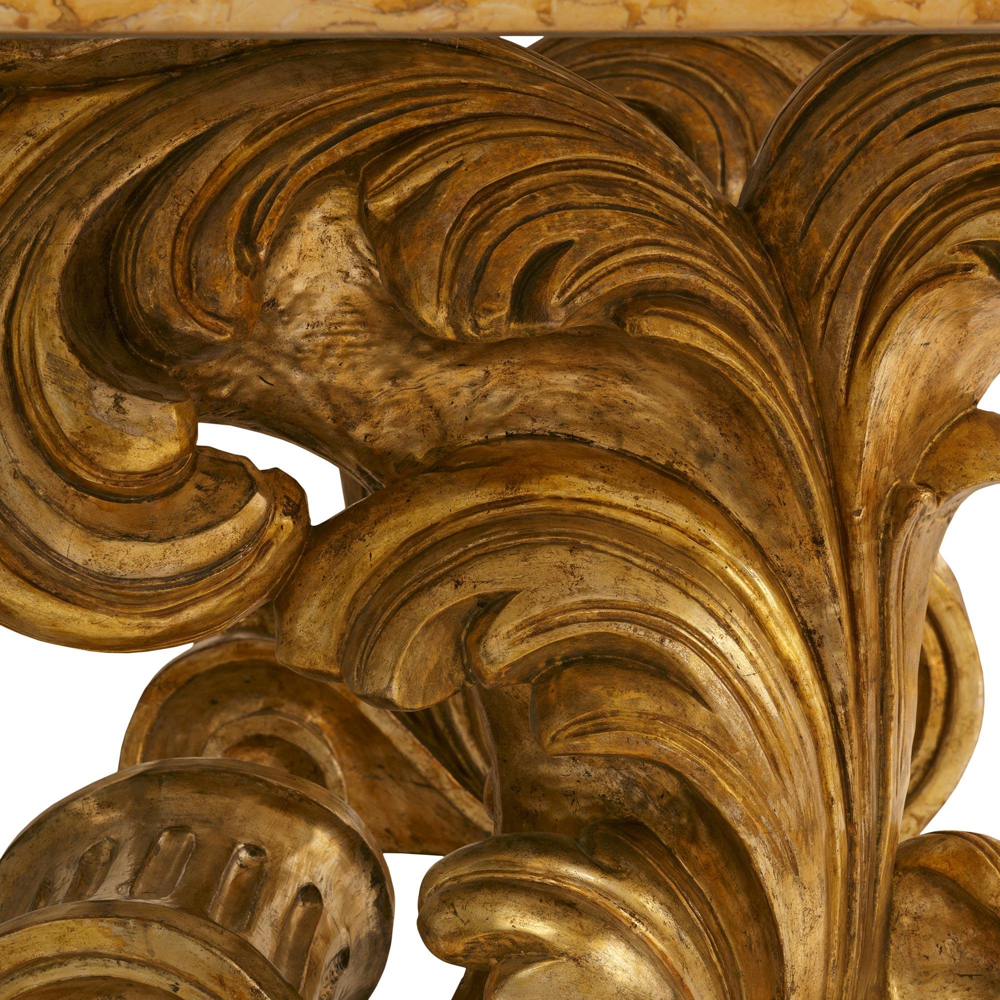Table de salle à manger/table d'appoint italienne du 19ème siècle Scagliola et Mecca en vente 2