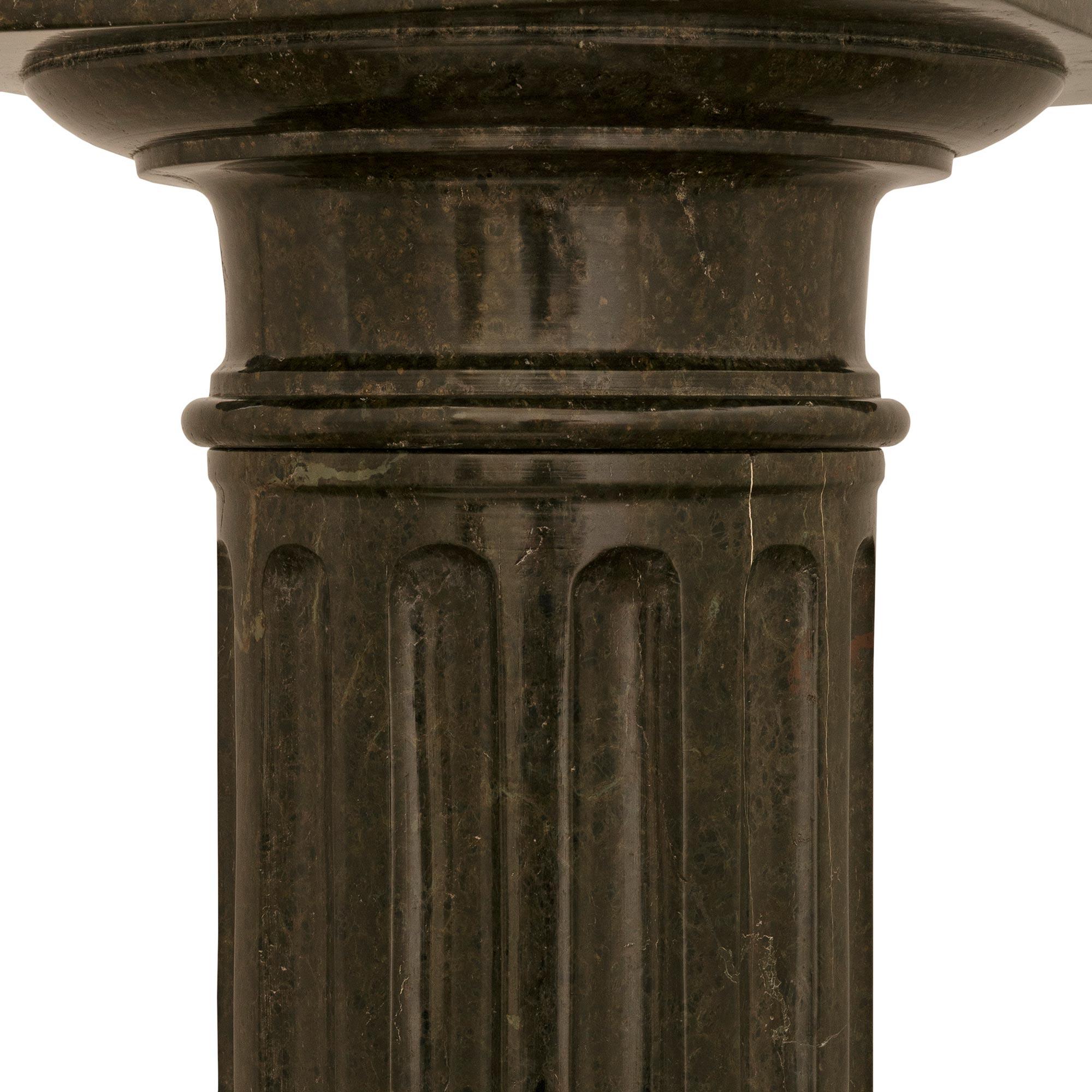 Marble Italian 19th century Serpentine marble pedestal For Sale
