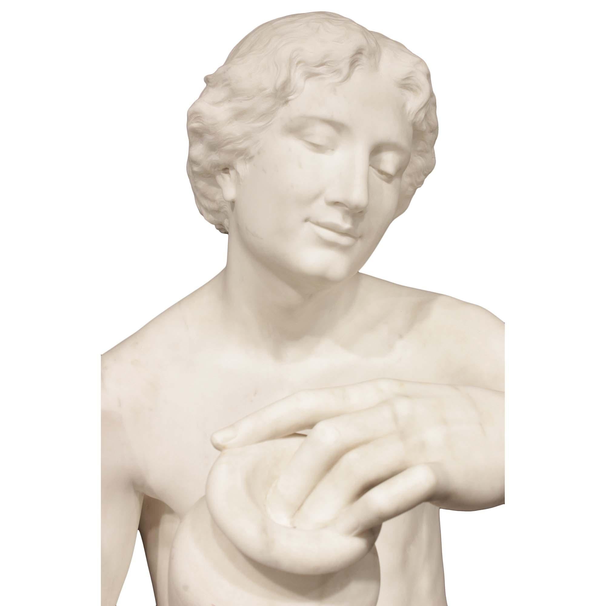 Sculpture italienne du XIXe siècle en marbre blanc massif de Carrare signée en vente 1