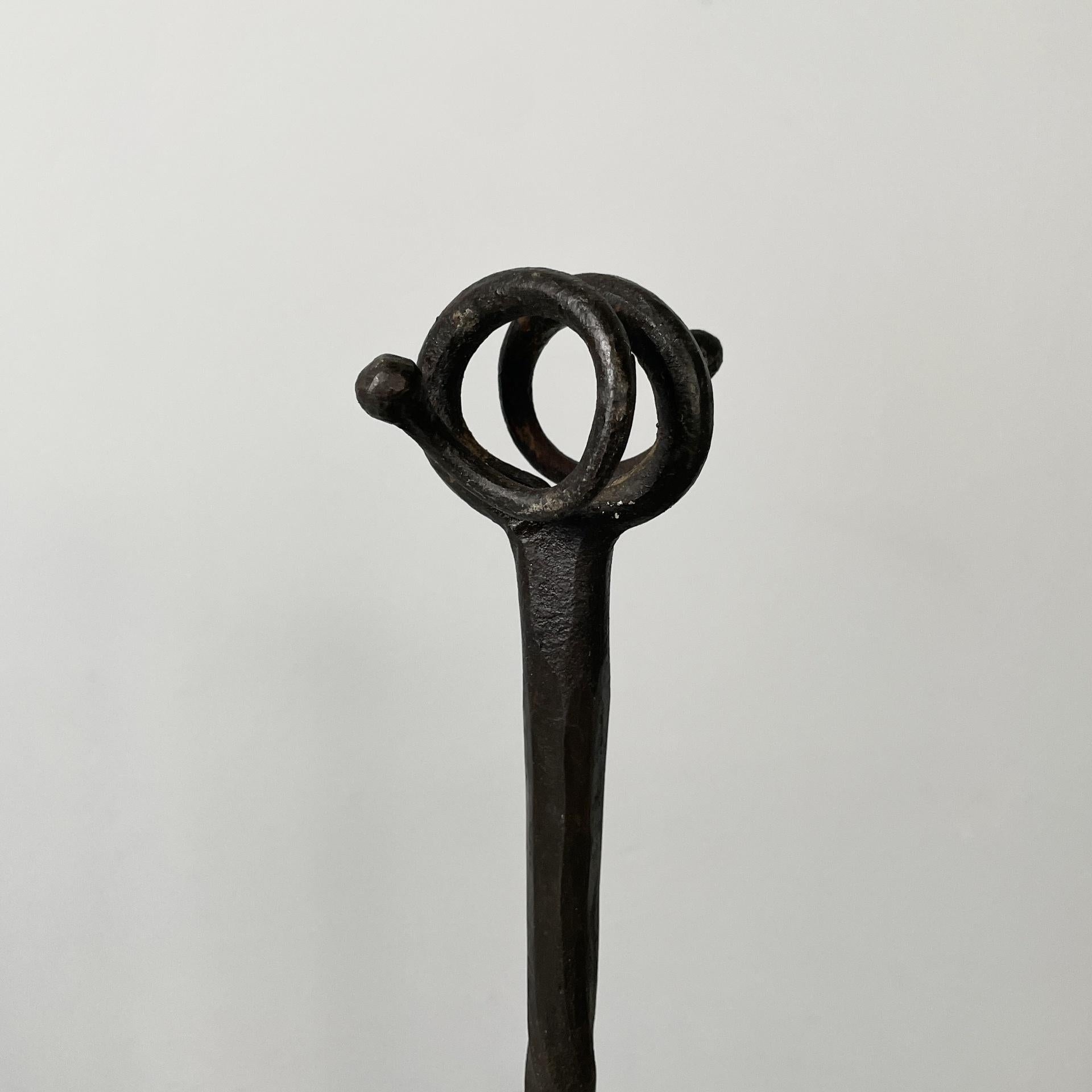 Tope de puerta italiano estilo siglo XIX en hierro forjado, años 30 mediados del siglo XX en venta