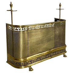 Italienischer Kaminschirm im Stil des 19. Jahrhunderts aus Messing, 1930er Jahre