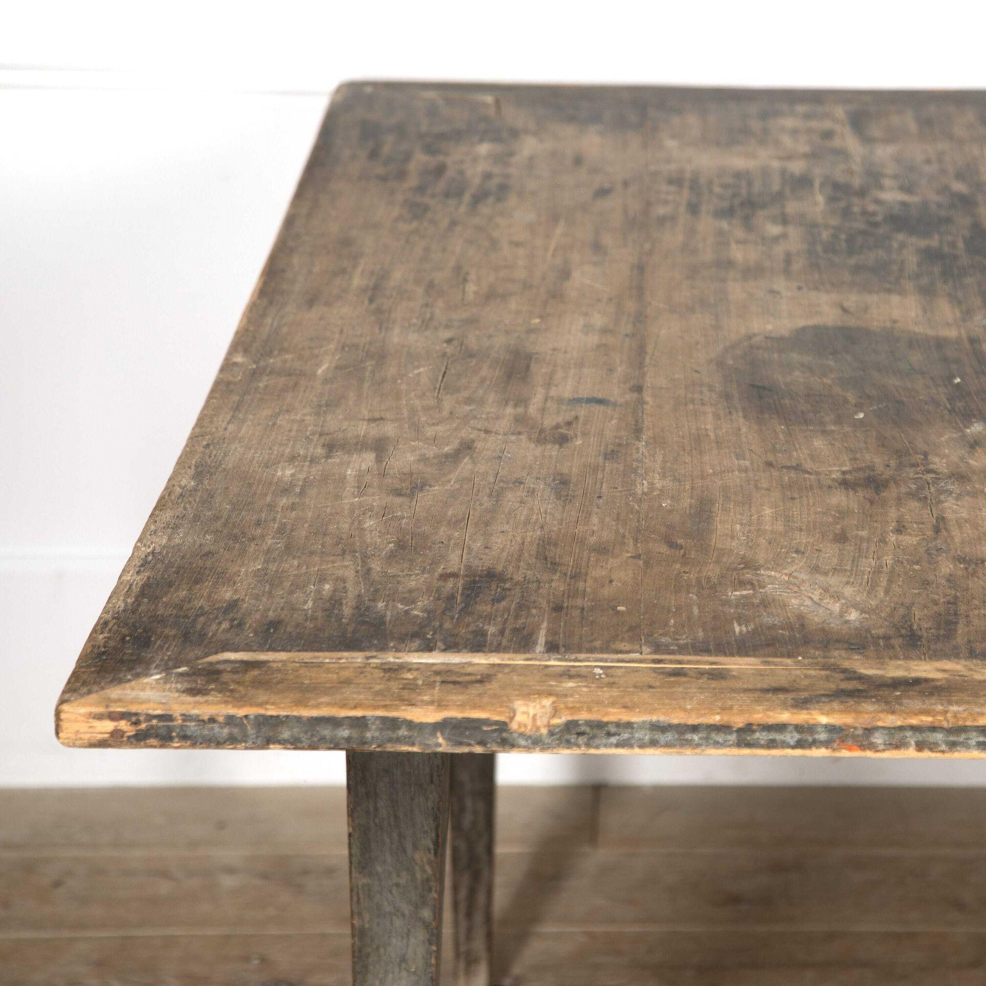 Italian 19th Century Table In Good Condition For Sale In Gloucestershire, GB