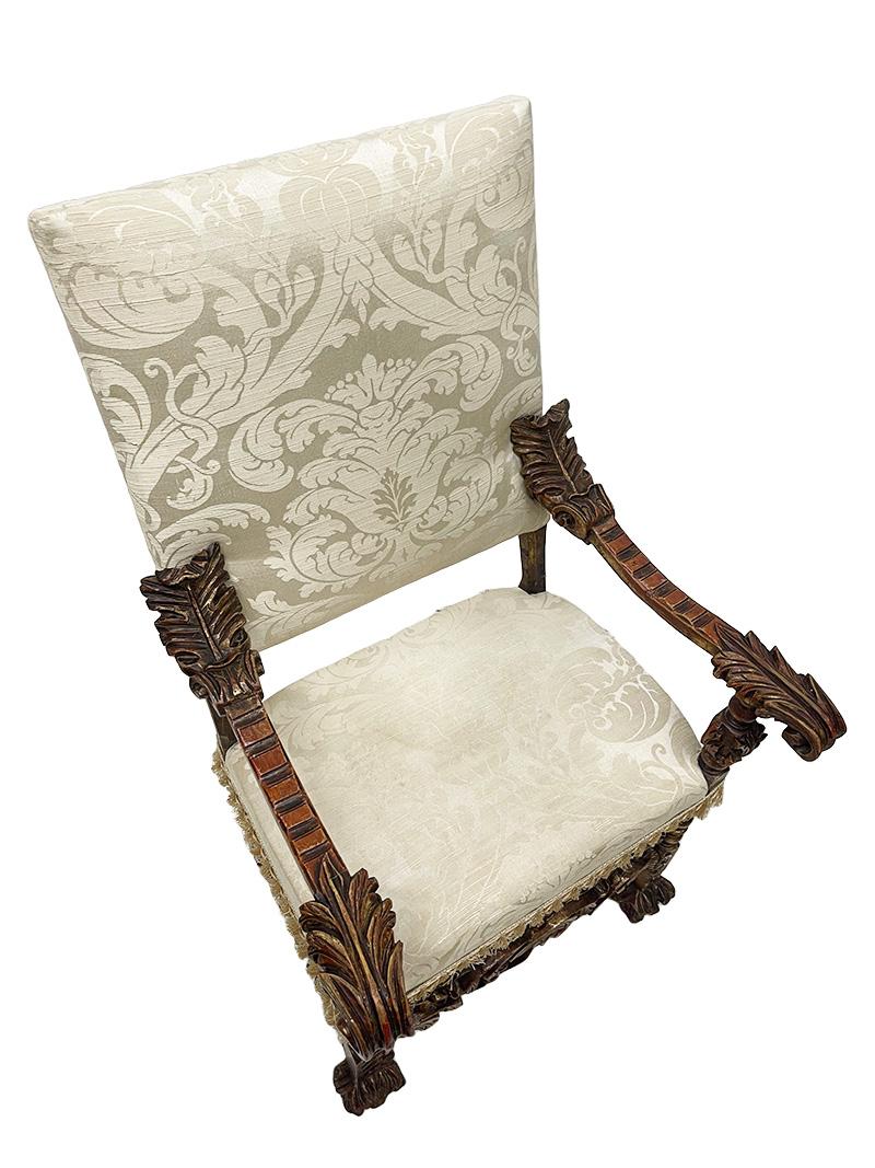Sillón de trono italiano del siglo XIX Italiano en venta