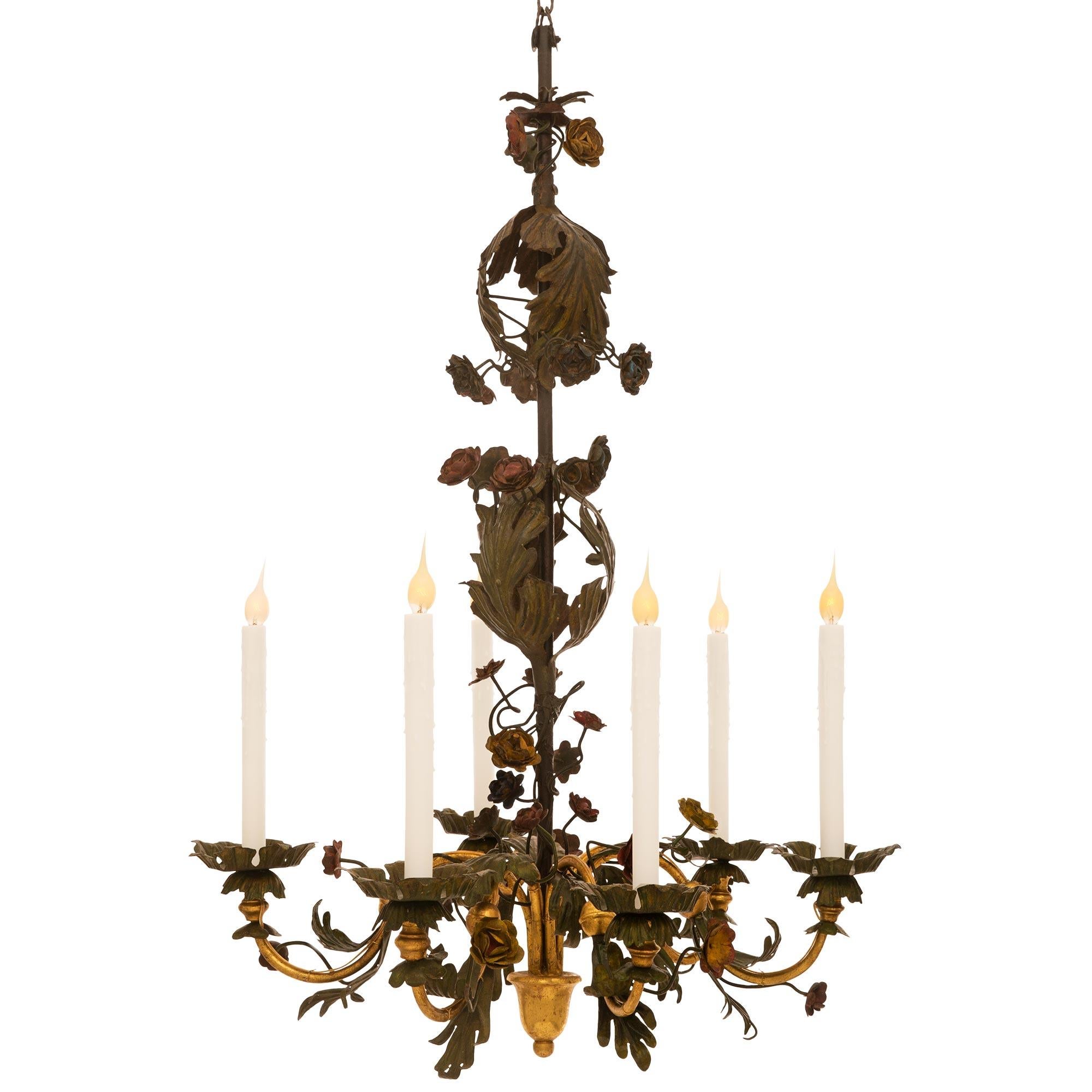 Italian 19th Century Tuscan St. Patinated And Gilt Iron Chandelier In Good Condition For Sale In West Palm Beach, FL