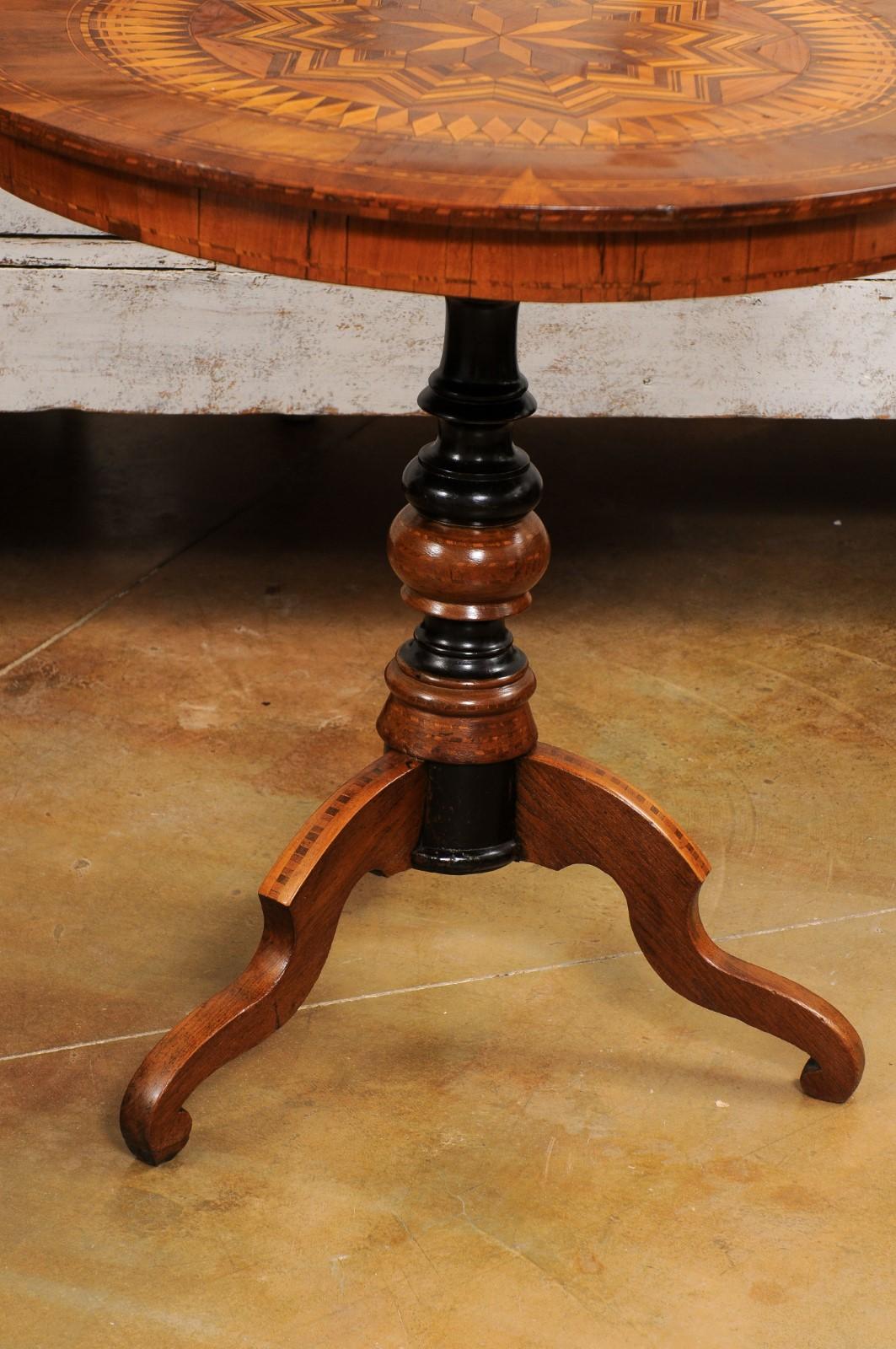 Italian 19th Century Walnut and Birch Marquetry Center Table with Tripod Base For Sale 8