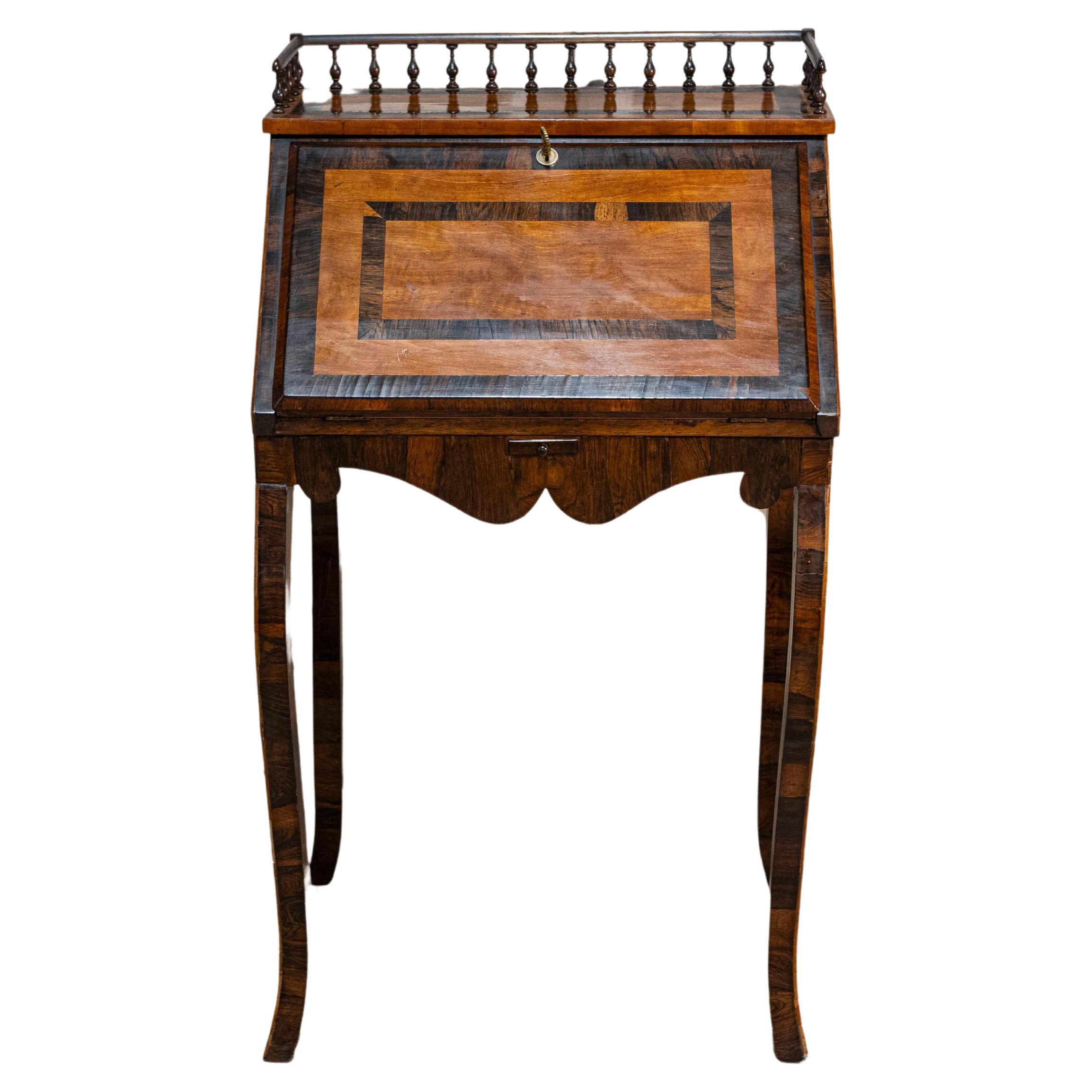 Italian 19th Century Walnut and Mahogany Writing Table with Slant Front Desk For Sale
