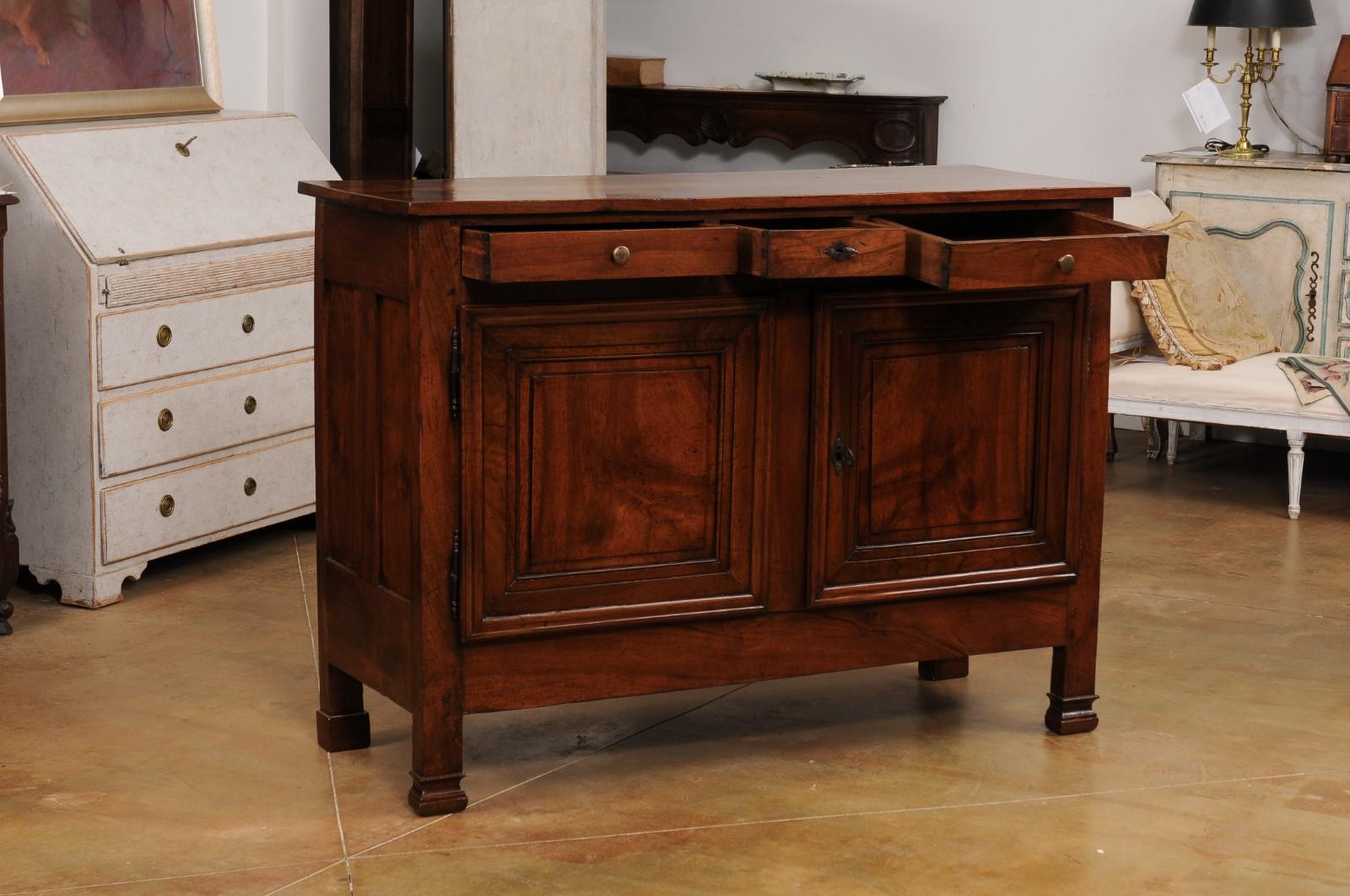 Italian 19th Century Walnut Buffet with Three Drawers over Two Molded Doors In Good Condition For Sale In Atlanta, GA