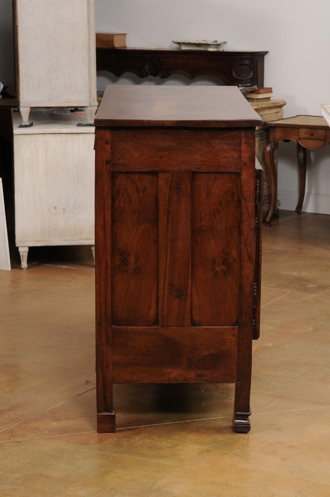 Italian 19th Century Walnut Buffet with Three Drawers over Two Molded Doors For Sale 1