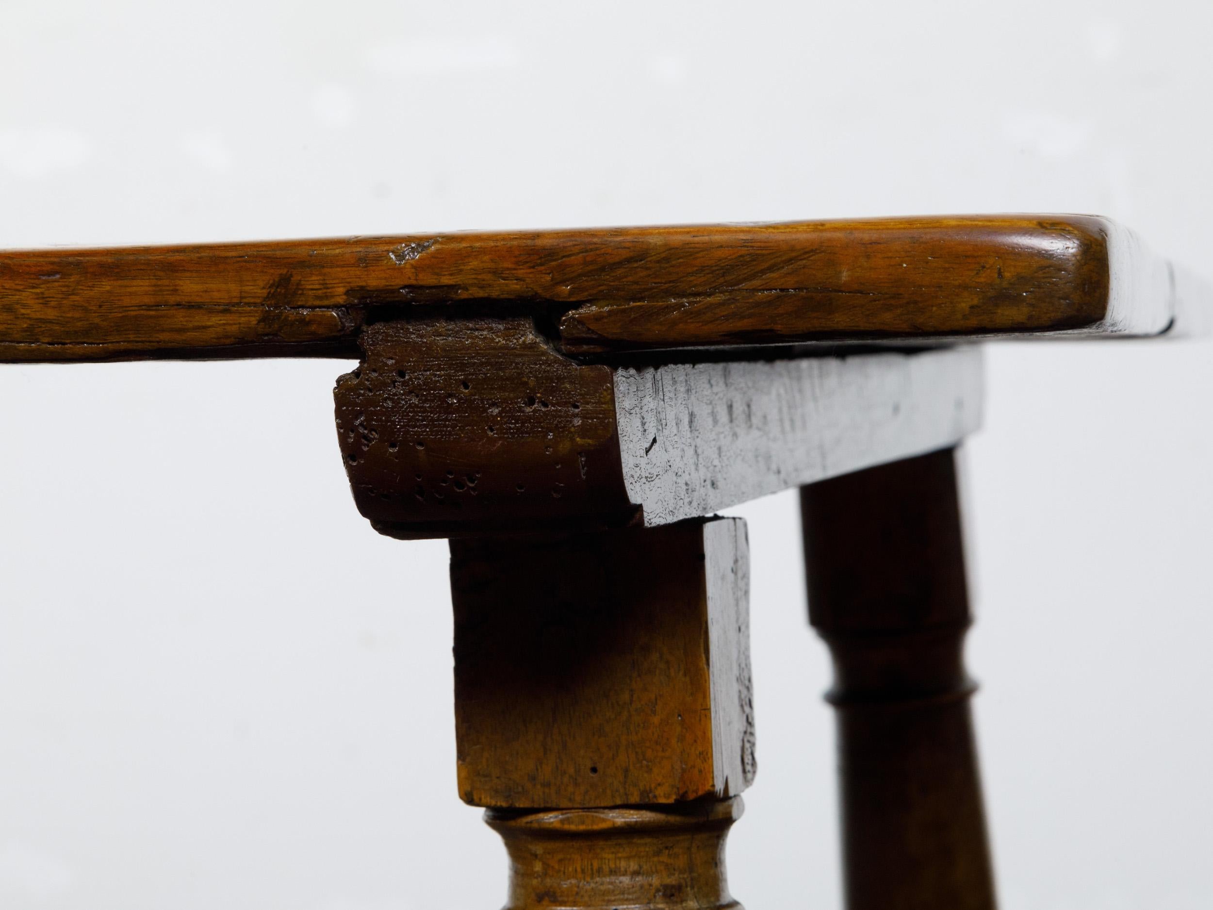 Italian 19th Century Walnut Console Table with Column Legs and Iron Stretchers For Sale 10