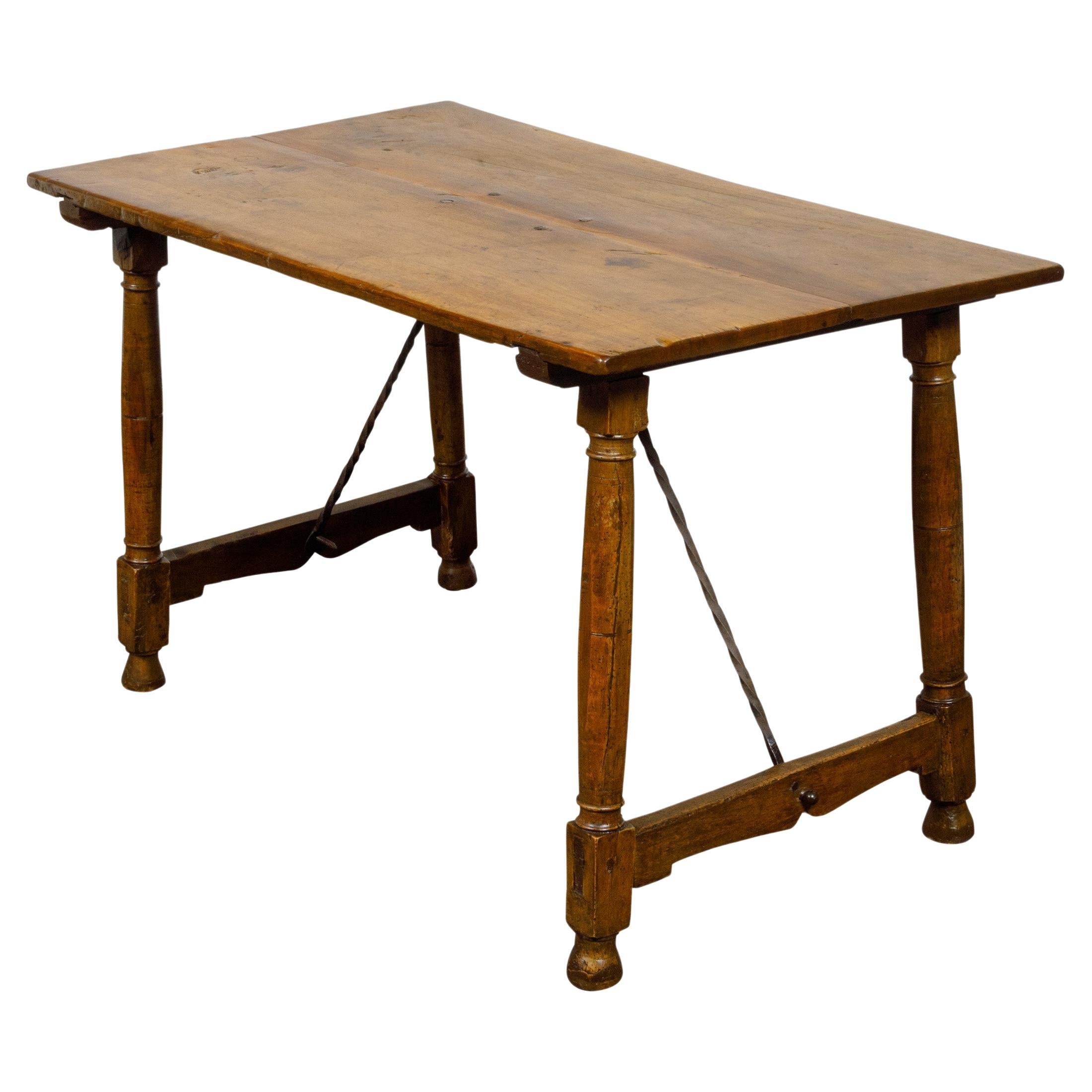 Table console italienne du 19ème siècle avec pieds à colonne et traverses en fer en vente
