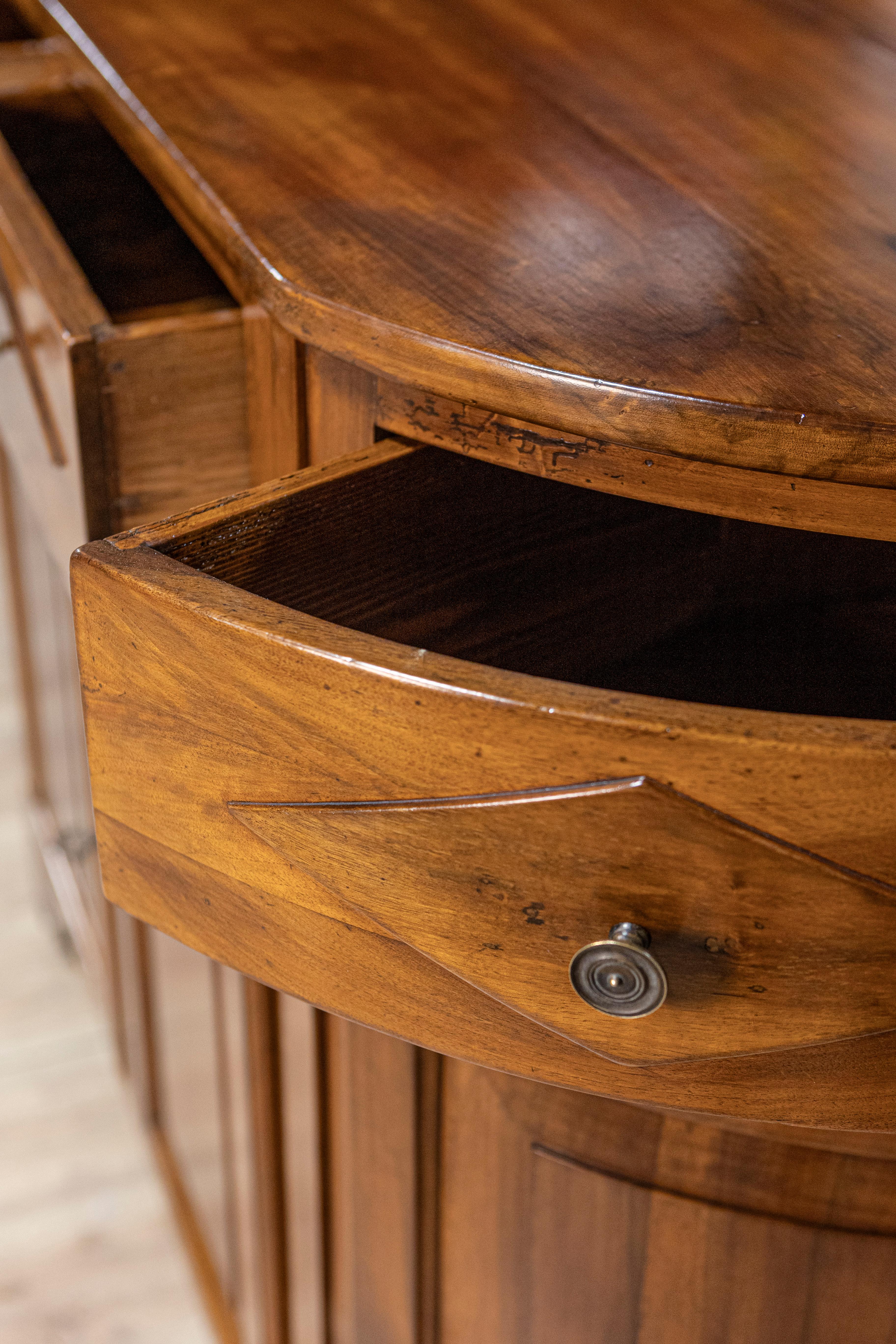 Italian 19th Century Walnut Credenza with Diamond Motifs and Rounded Sides For Sale 2