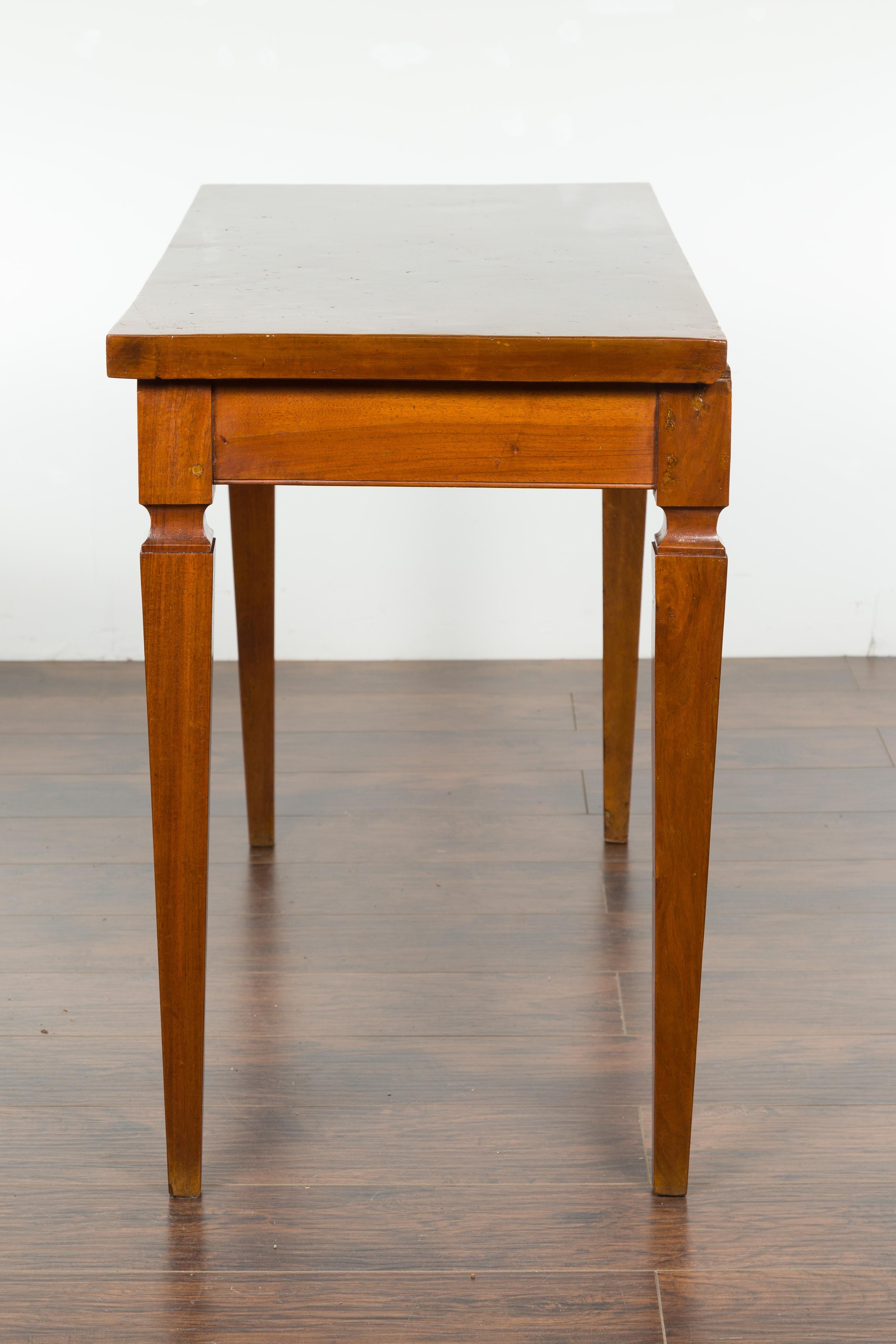 Italian 19th Century Walnut Desk with Single Drawer and Tapered Legs For Sale 10