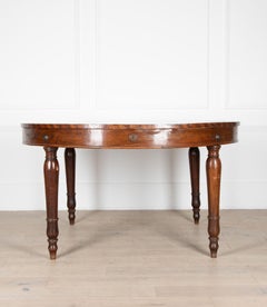 Italian 19th Century Walnut Dining Table