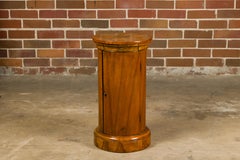 Italian 19th Century Walnut Drum Table with Single Door and Bookmatched Top