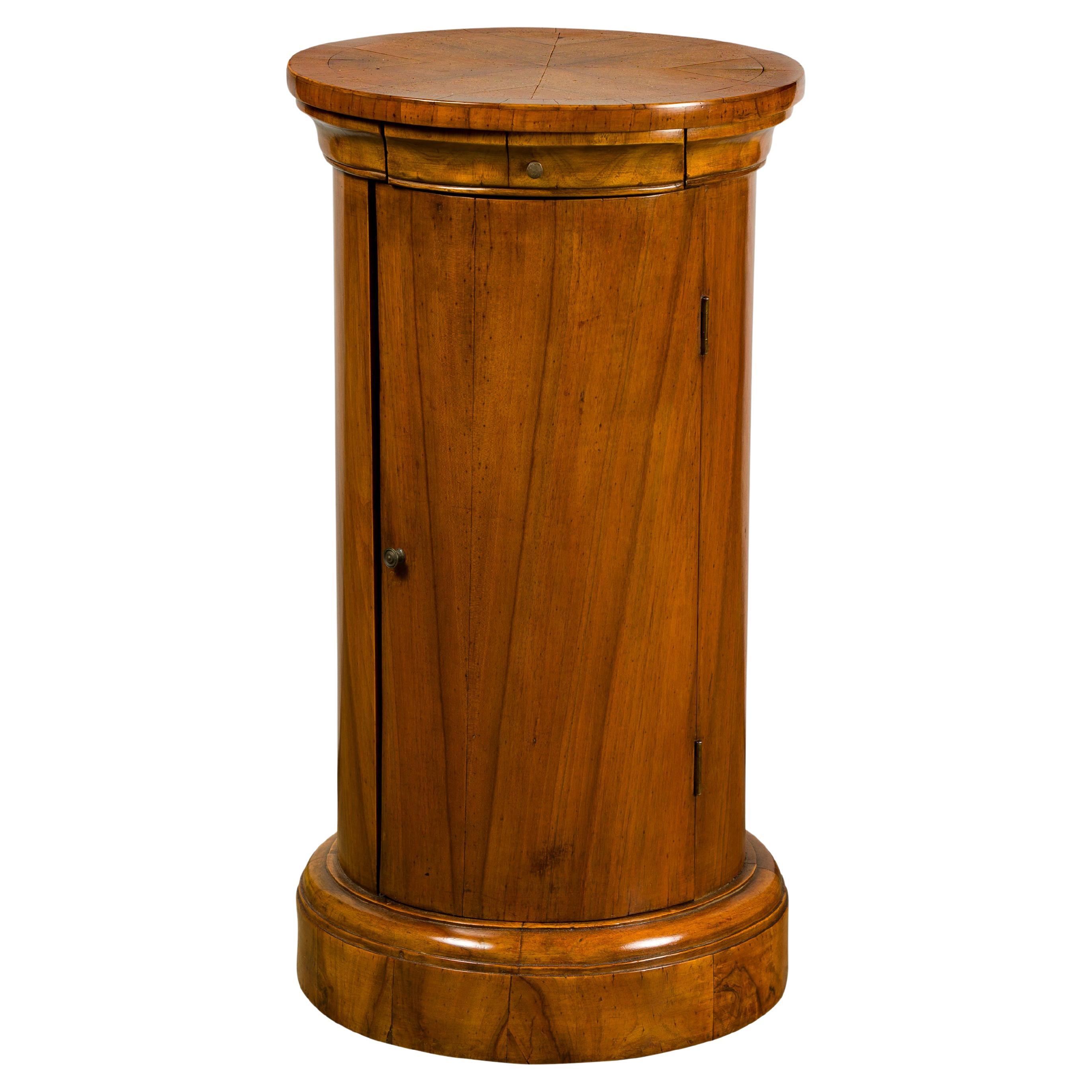 Italian 19th Century Walnut Drum Table with Single Door and Bookmatched Top