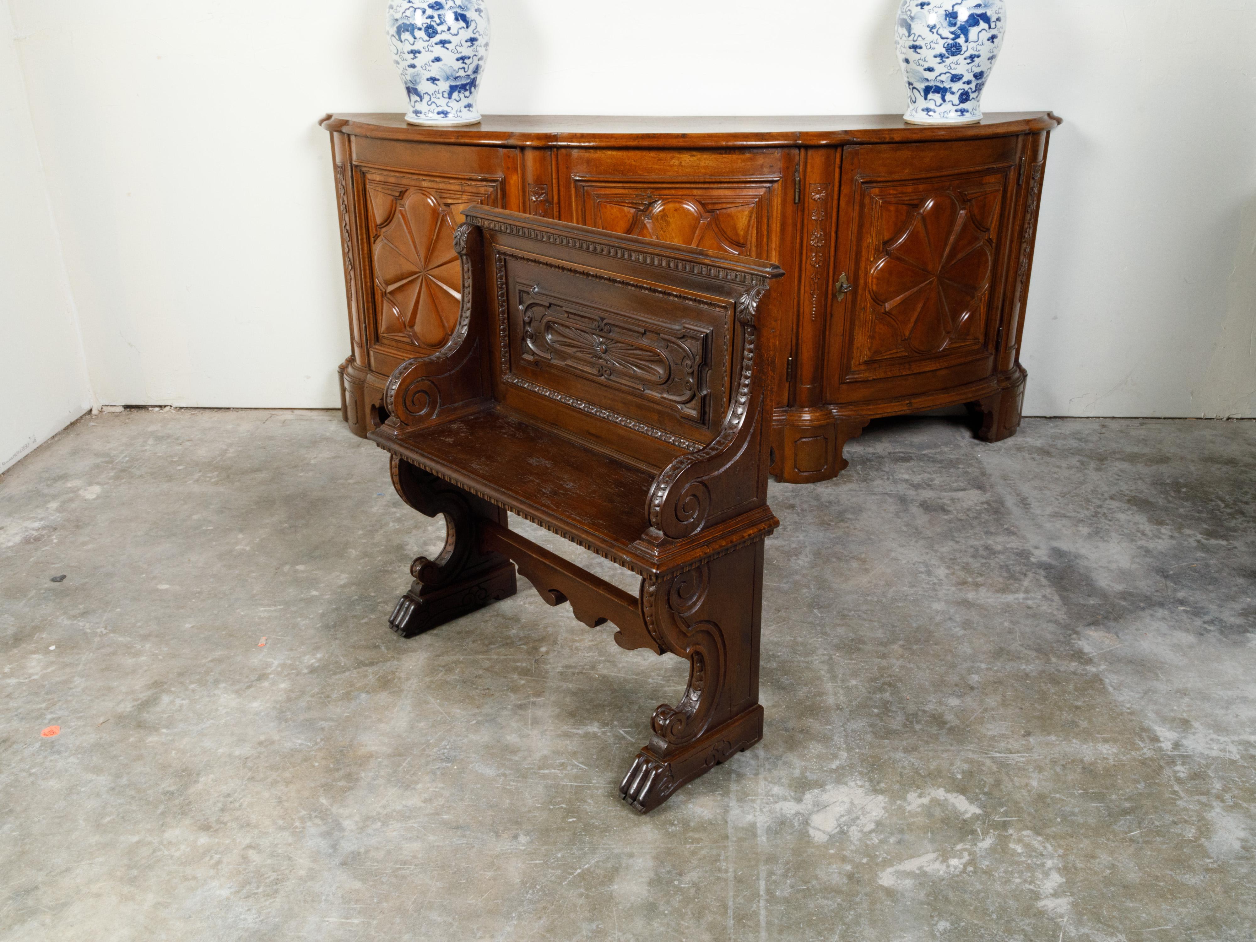 Italian 19th Century Walnut Hall Bench with Carved Back and Large Volutes For Sale 5