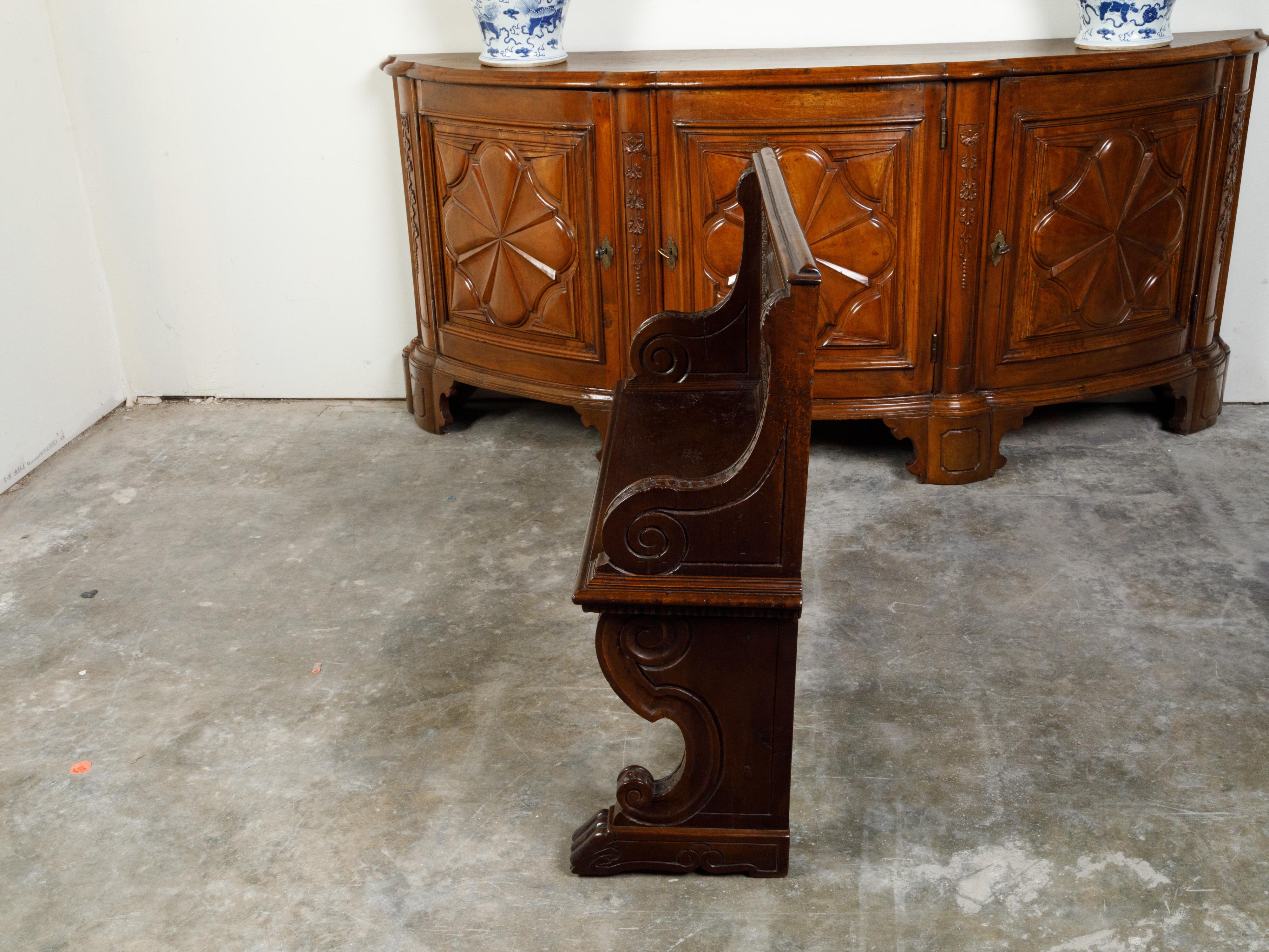 Italian 19th Century Walnut Hall Bench with Carved Back and Large Volutes For Sale 6