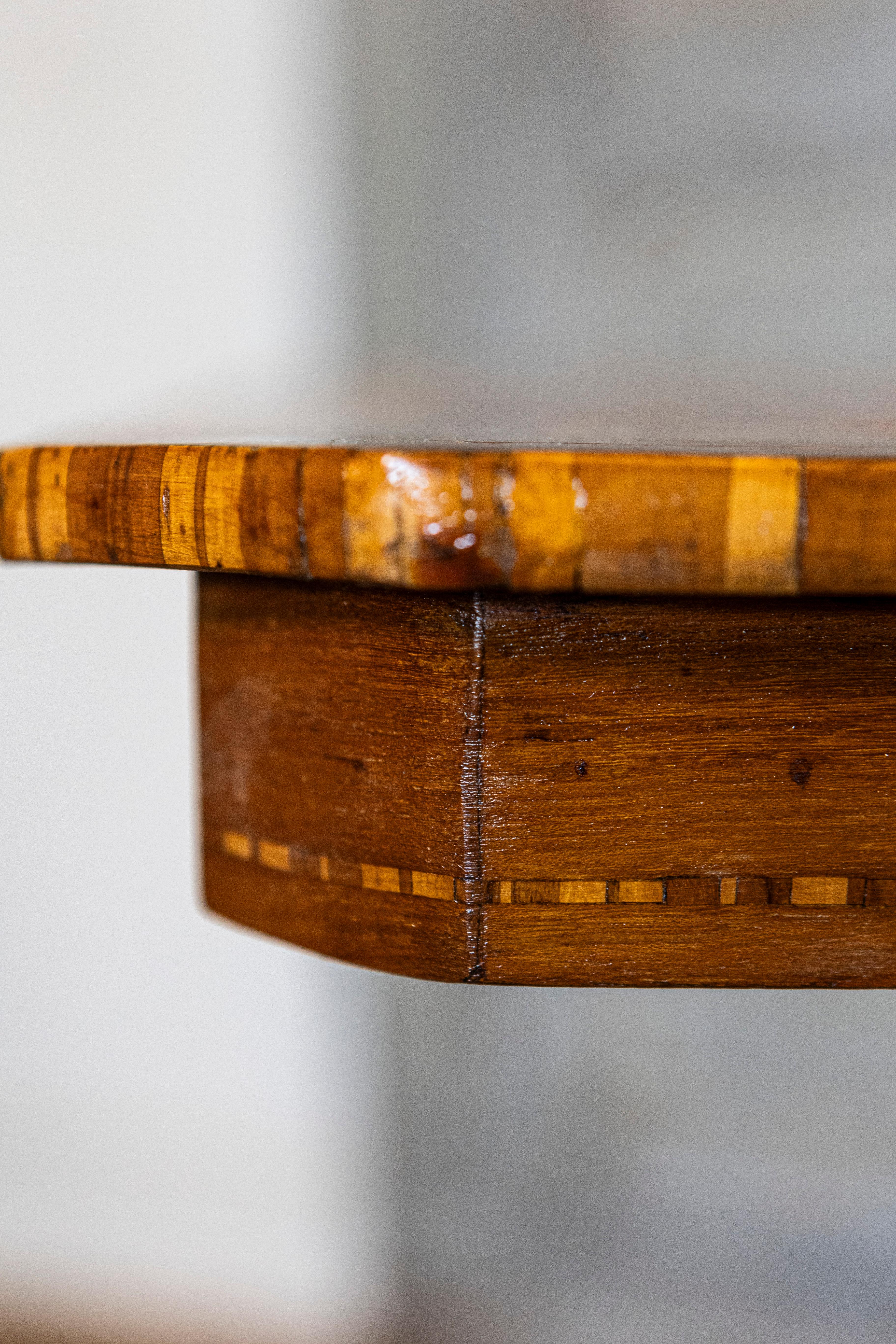 Italian 19th Century Walnut, Mahogany and Ash Game Side Table with Marquetry Top For Sale 7