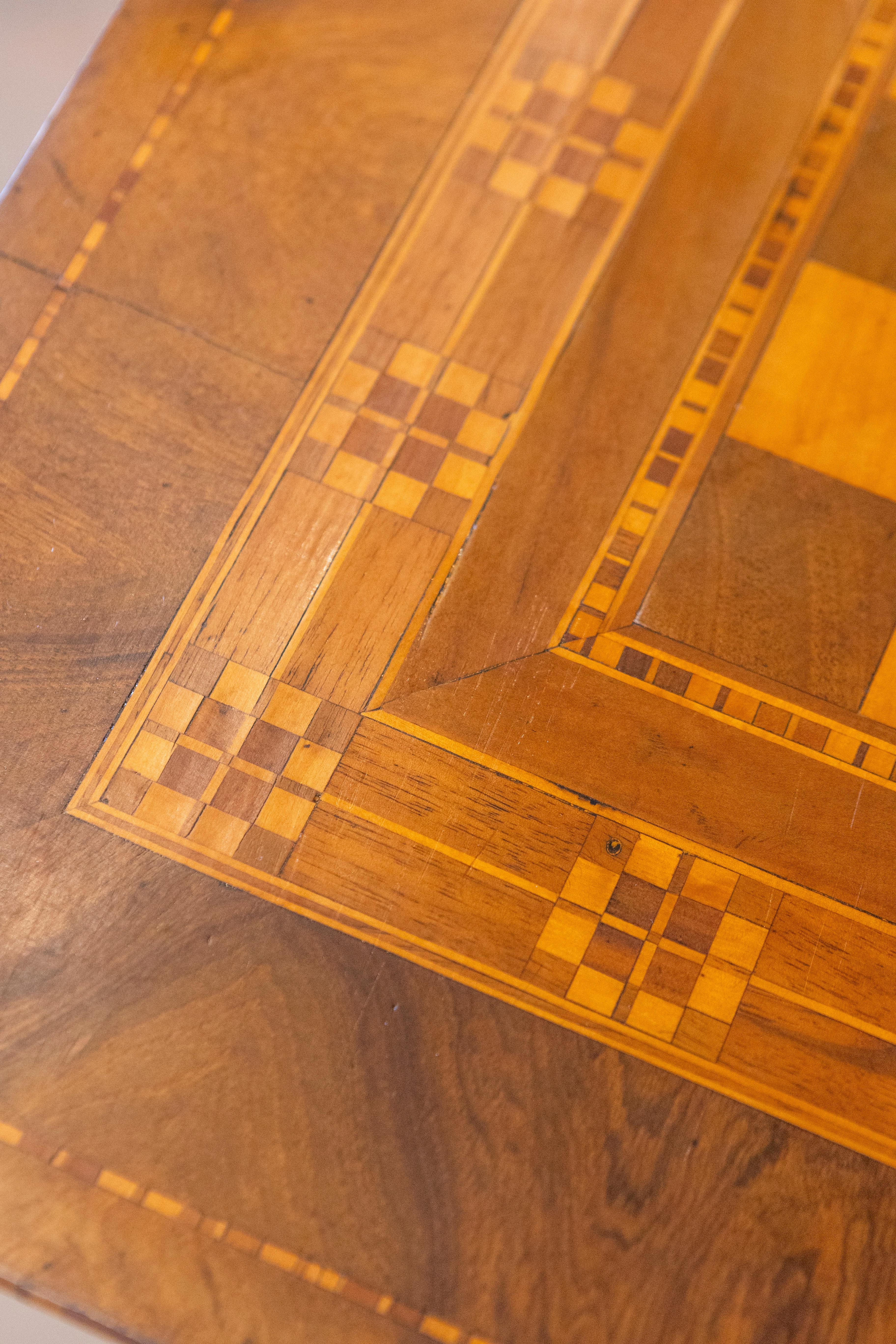 Italian 19th Century Walnut, Mahogany and Ash Game Side Table with Marquetry Top For Sale 1