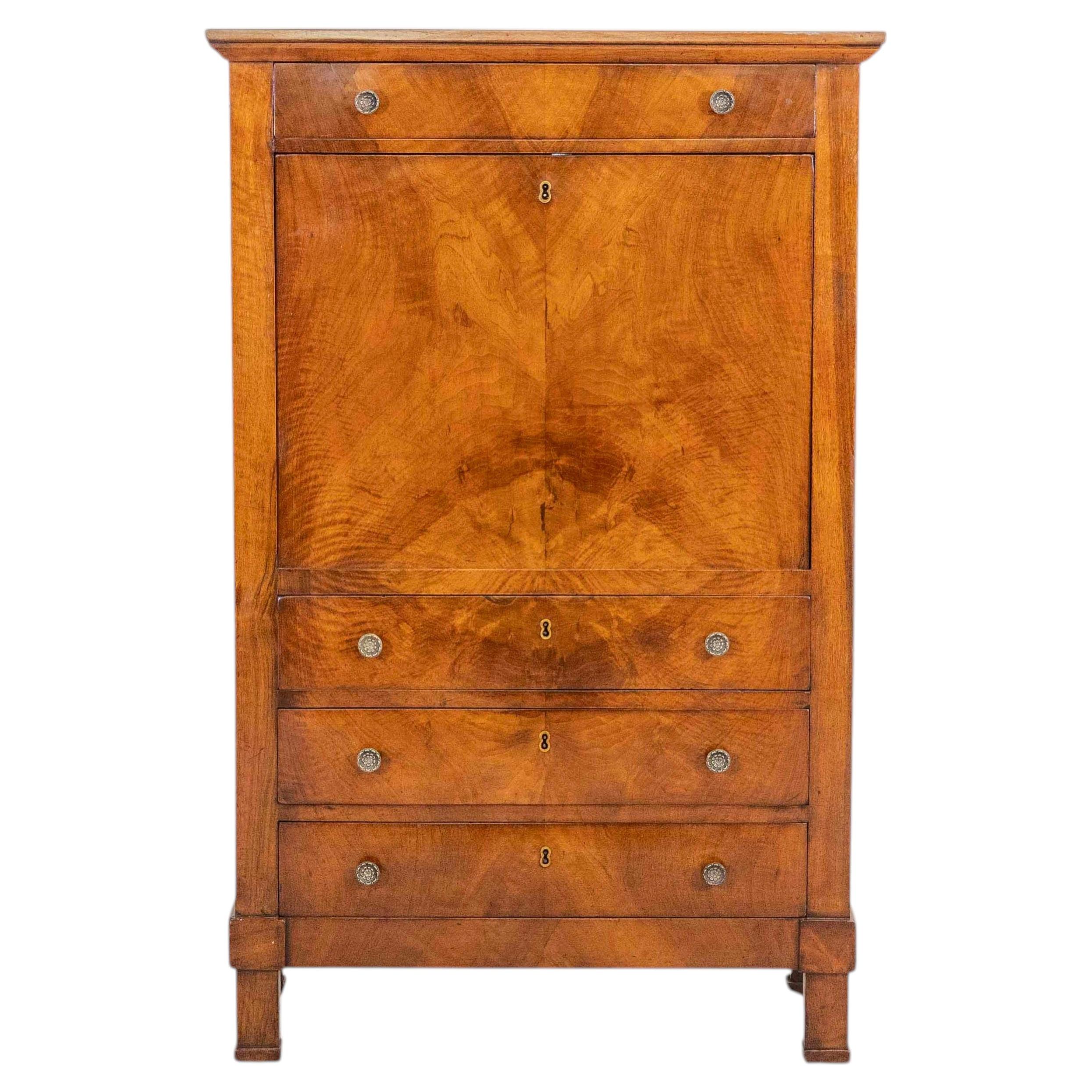 Italian 19th Century Walnut Secrétaire à Abattant with Fitted Interior