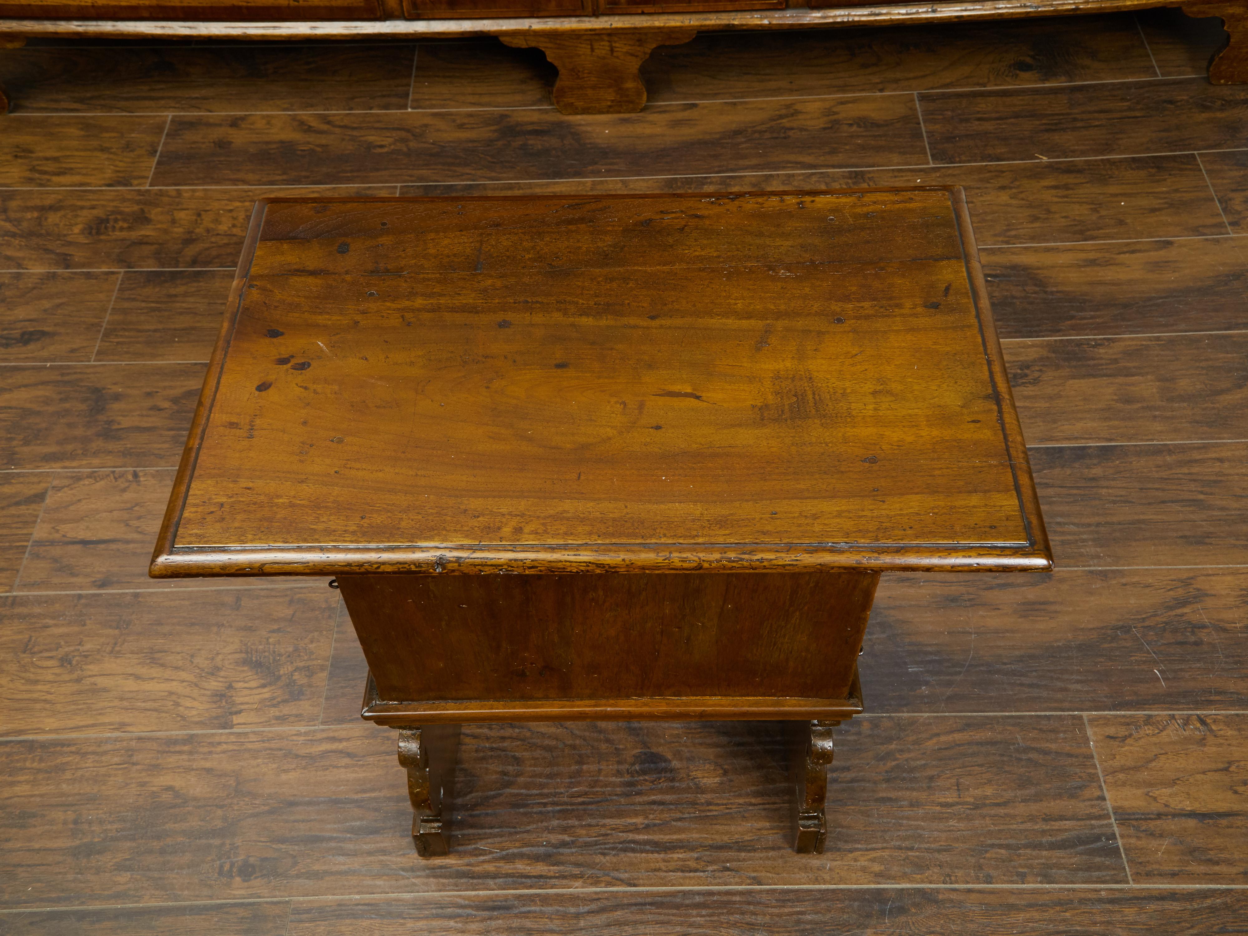 Italian 19th Century Walnut Side Table with Single Door and Carved Base 3