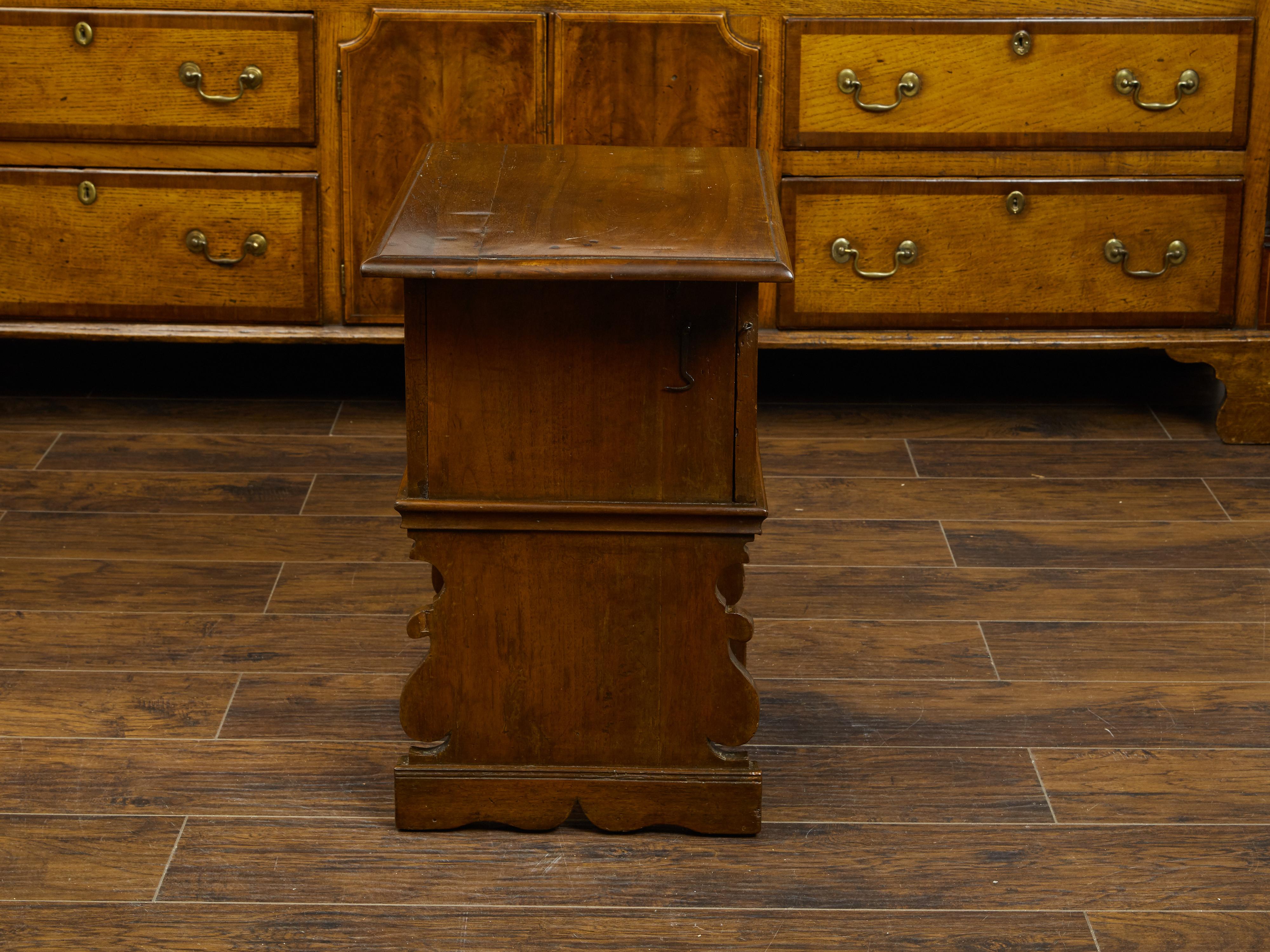 Italian 19th Century Walnut Side Table with Single Door and Carved Base 4