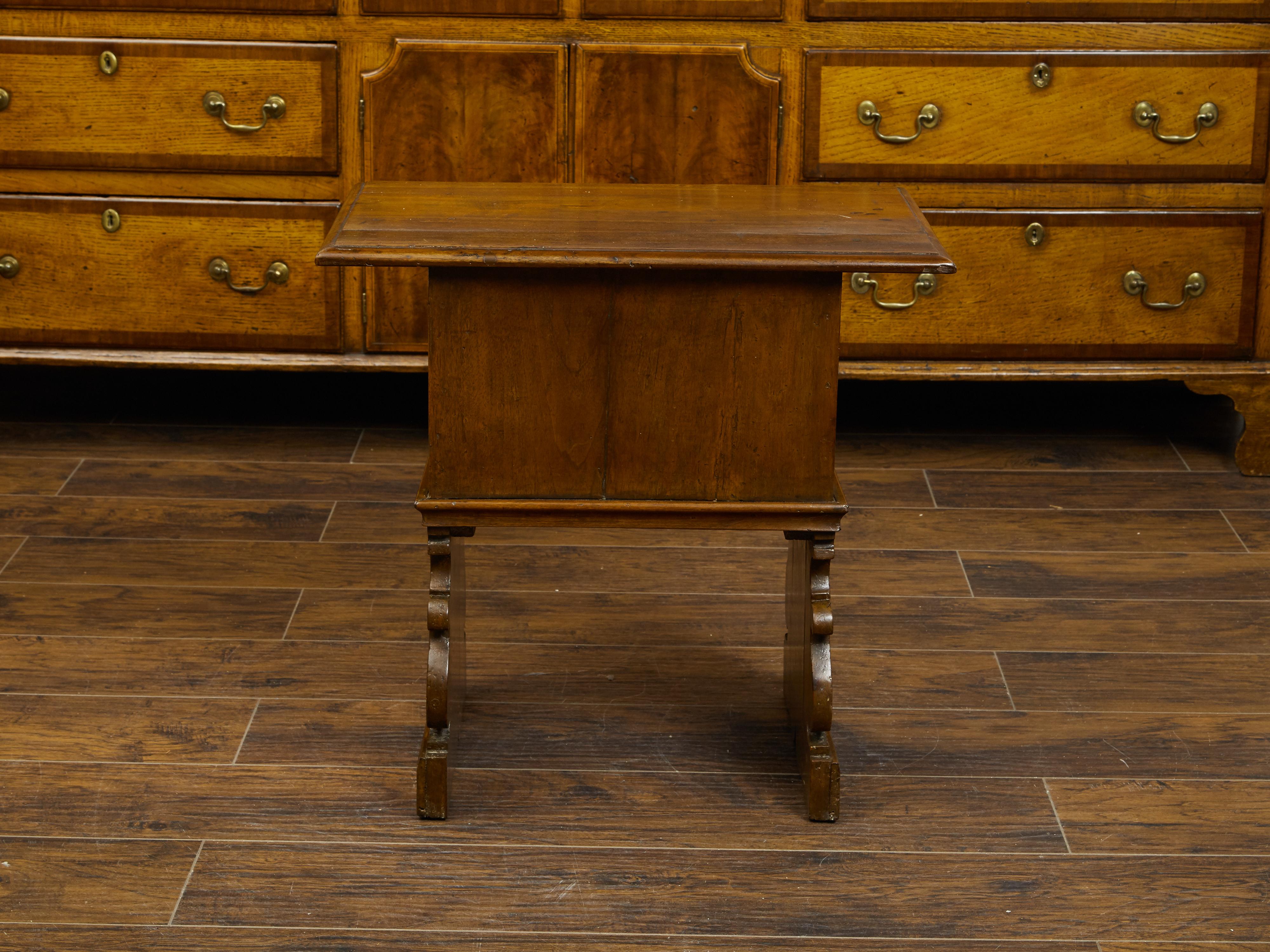 Italian 19th Century Walnut Side Table with Single Door and Carved Base 5