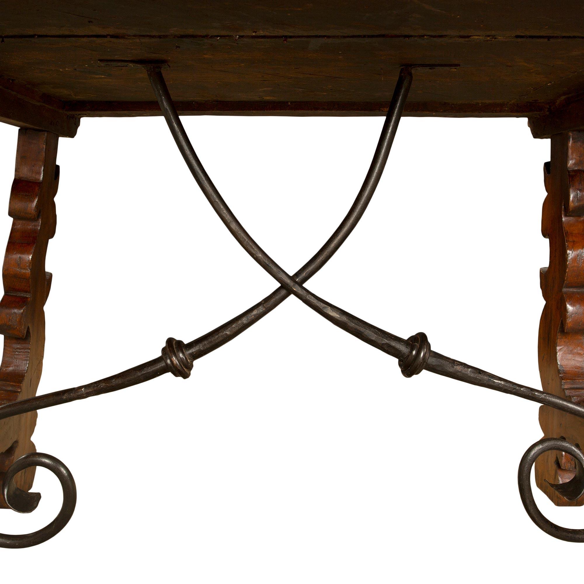 Italian 19th Century Walnut Trestle Table from Tuscany For Sale 1