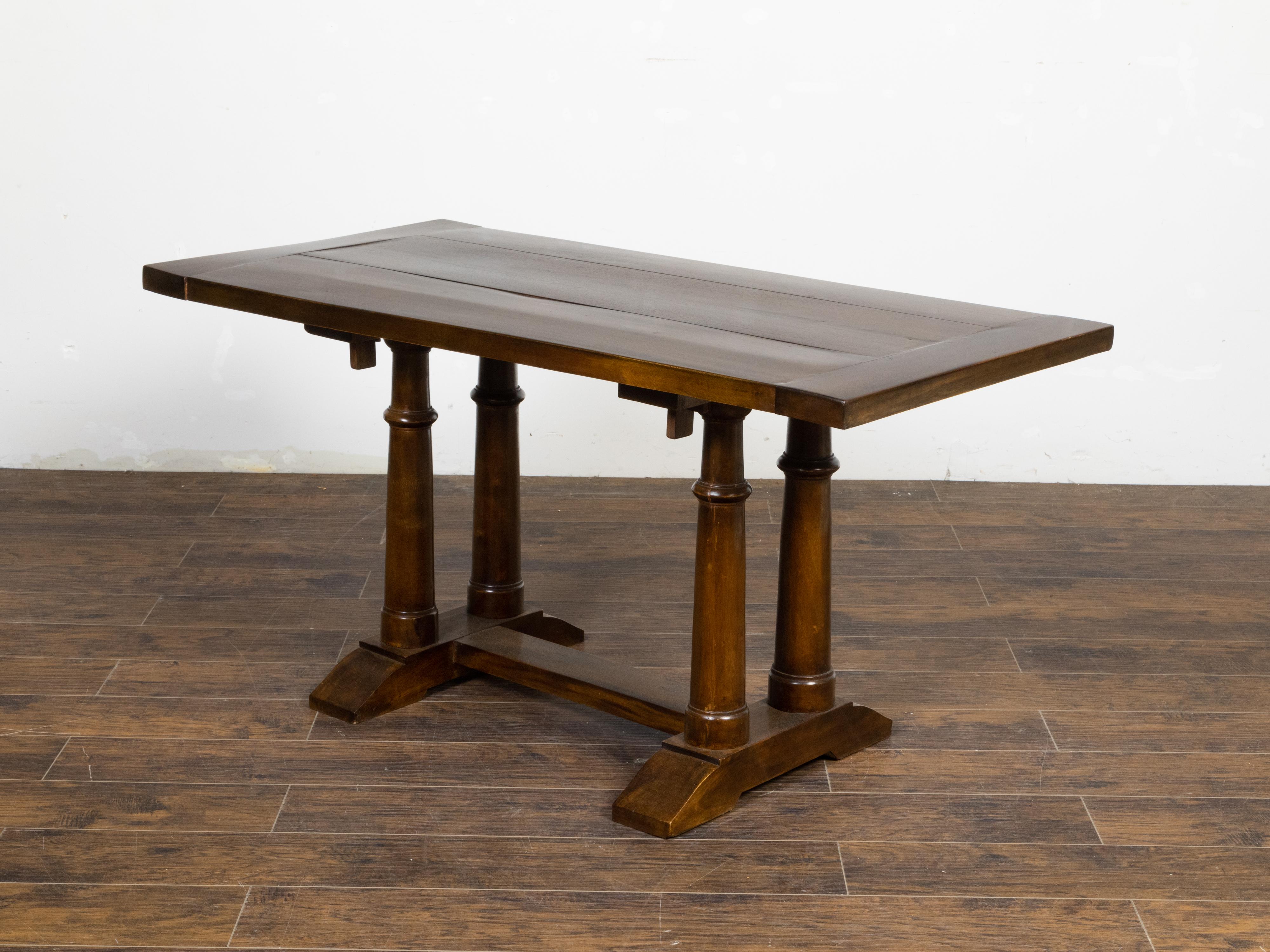 Italian 19th Century Walnut Trestle Table with Column Shaped Legs In Good Condition For Sale In Atlanta, GA
