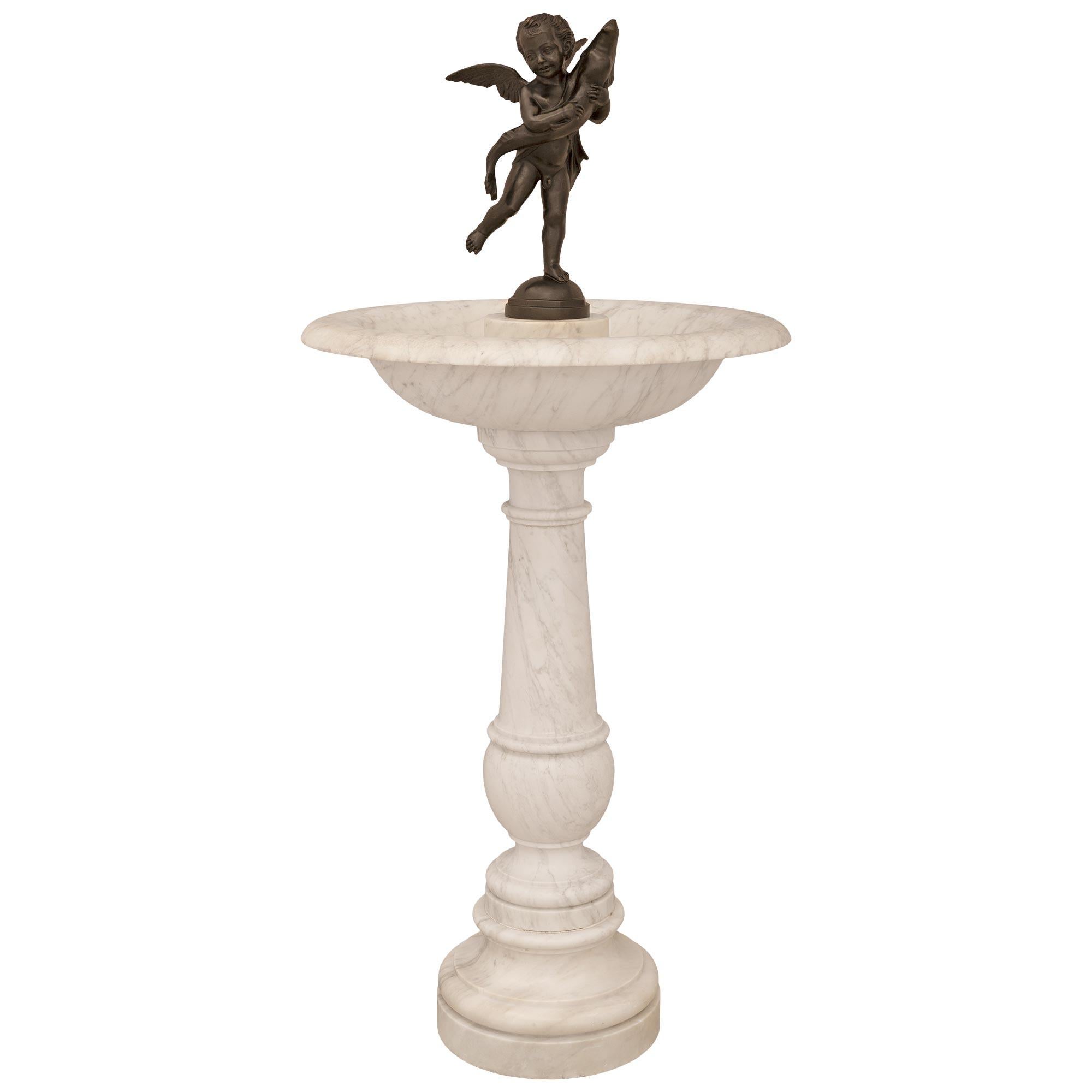 Italian 19th Century White Carrara Marble and Patinated Bronze Fountain In Good Condition In West Palm Beach, FL