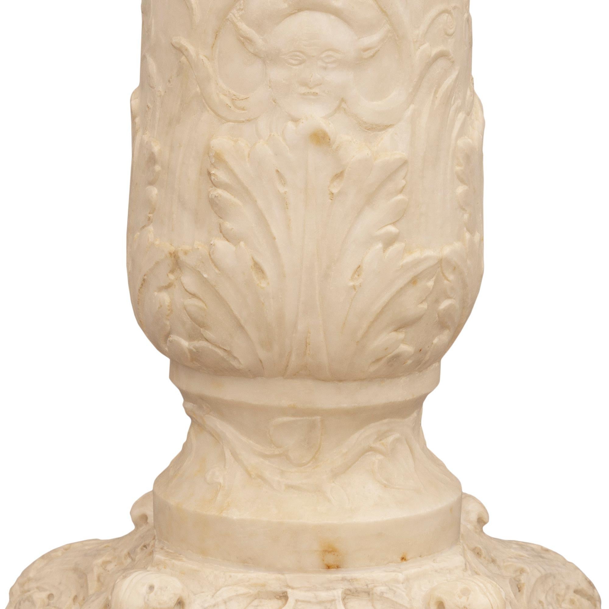 Fontaine italienne du 19ème siècle en marbre blanc de Carrare et bronze patiné en vente 1