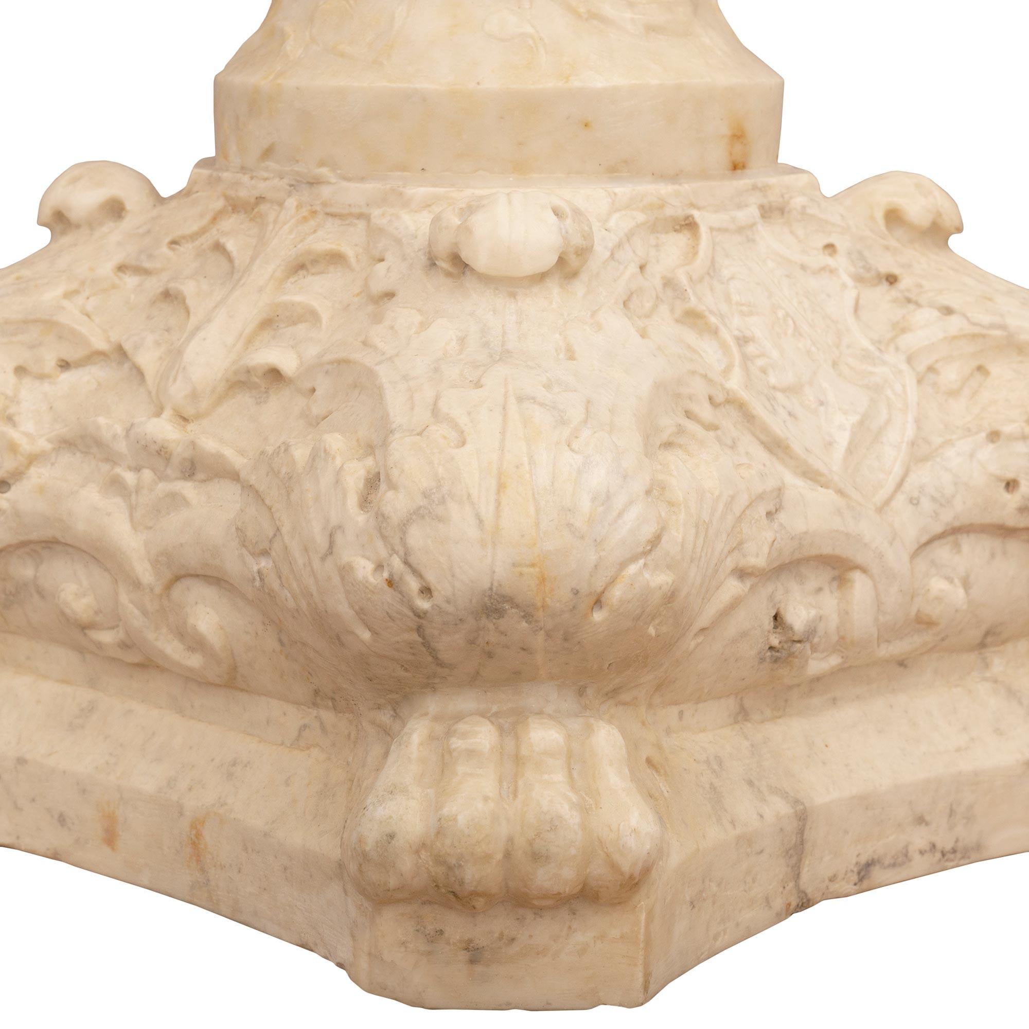 Fontaine italienne du 19ème siècle en marbre blanc de Carrare et bronze patiné en vente 2