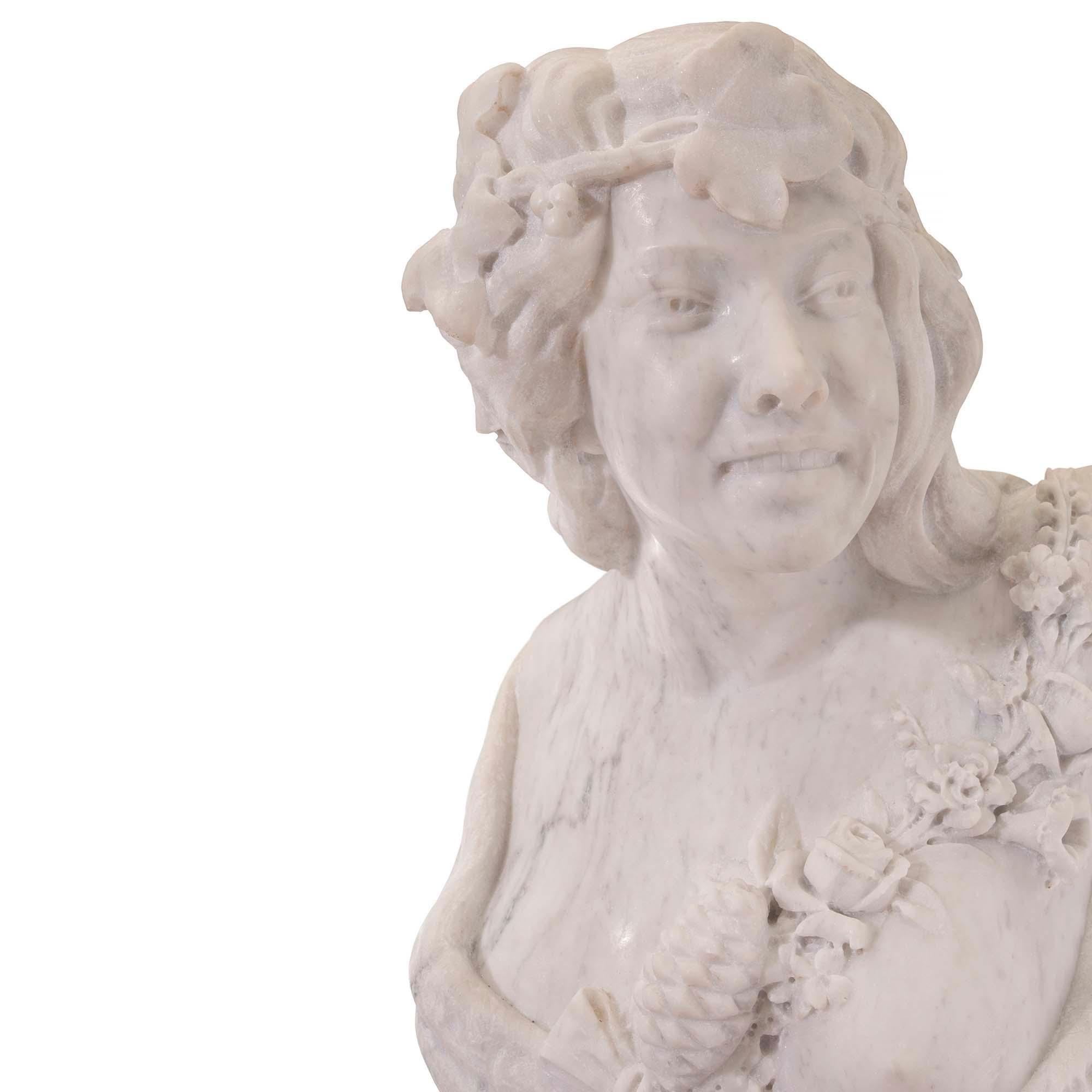 Italian 19th Century White Carrara Marble Freestanding Statue of a Garden Maiden For Sale 2