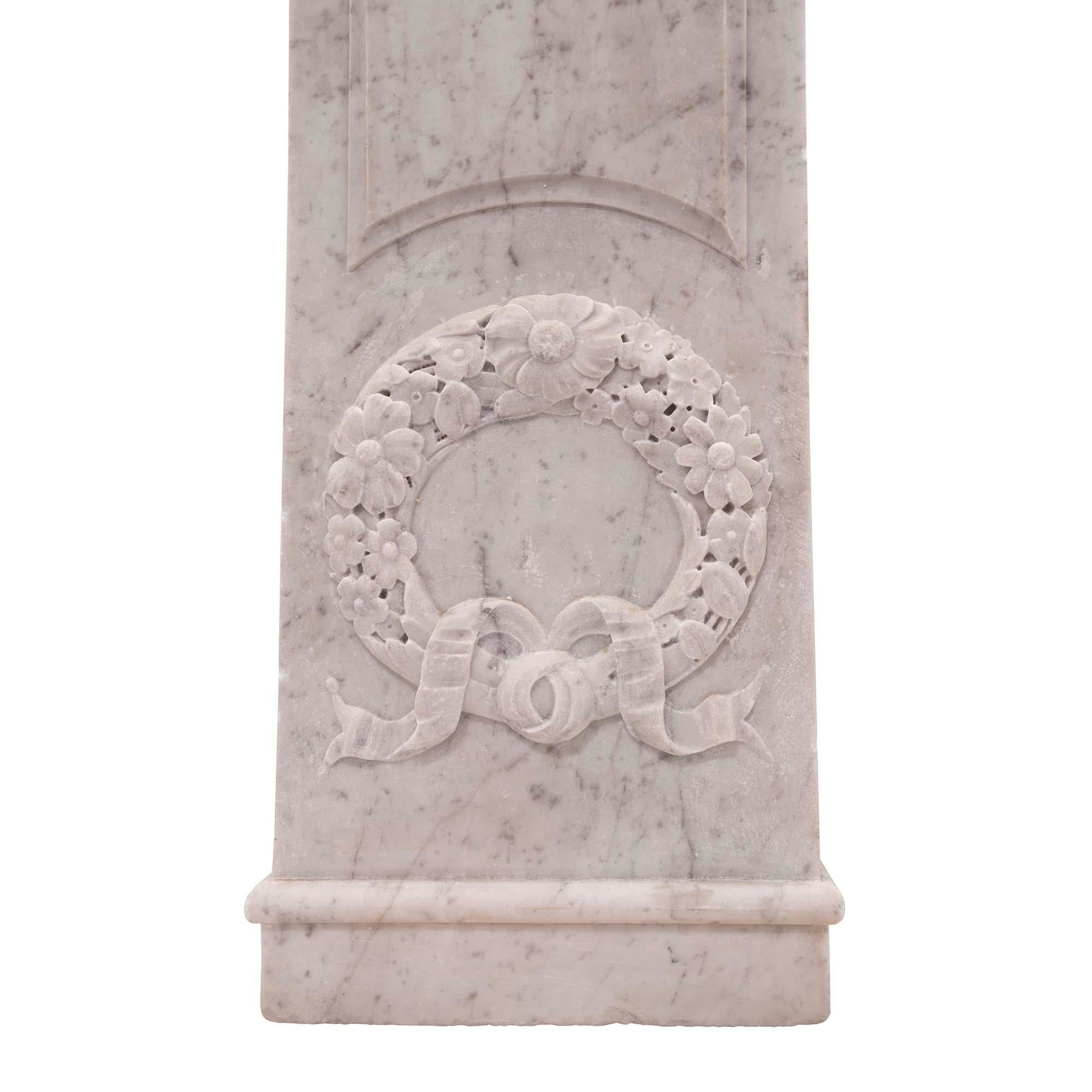 Italian 19th Century White Carrara Marble Freestanding Statue of a Garden Maiden For Sale 6