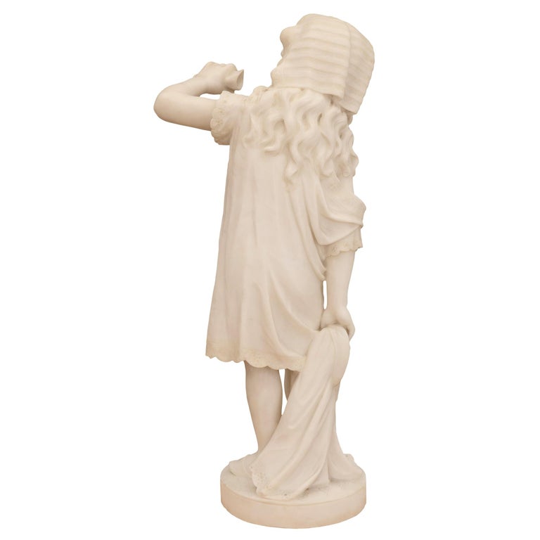 Italian 19th Century White Carrara Marble Statue For Sale at 1stDibs